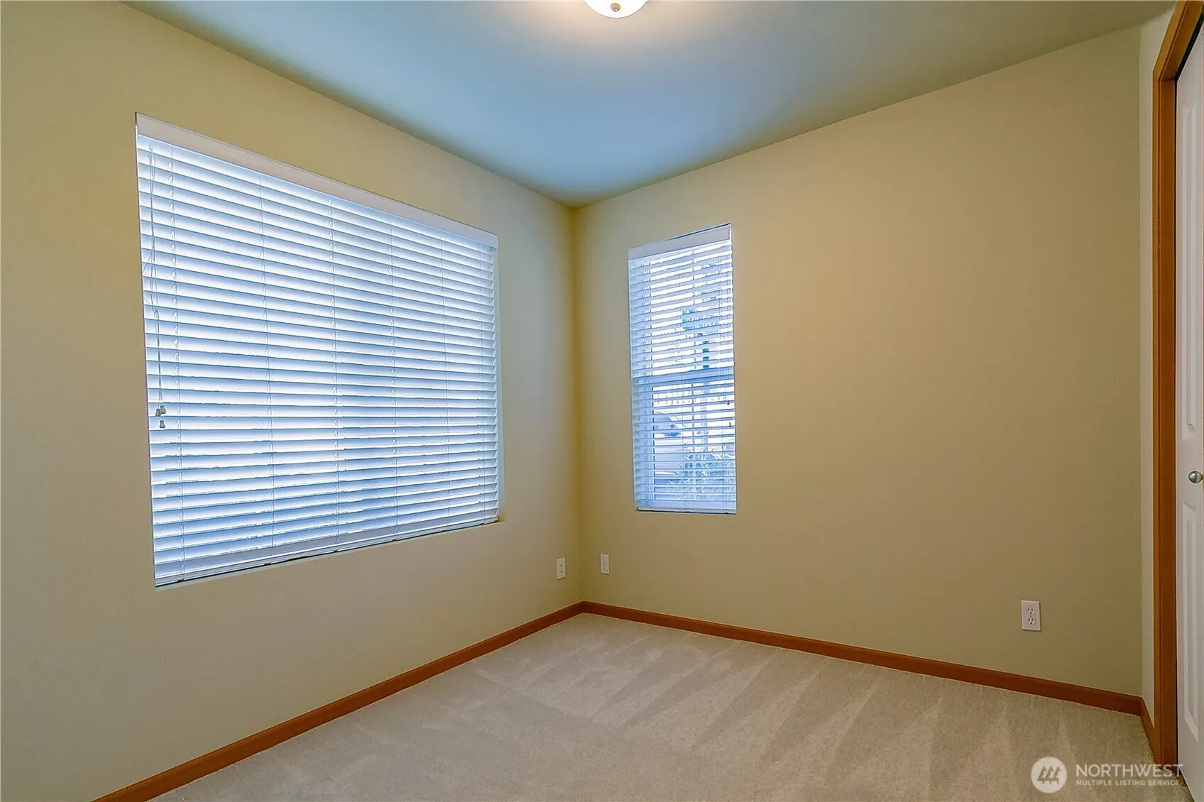 841 5th Place NE, Issaquah, WA 98029