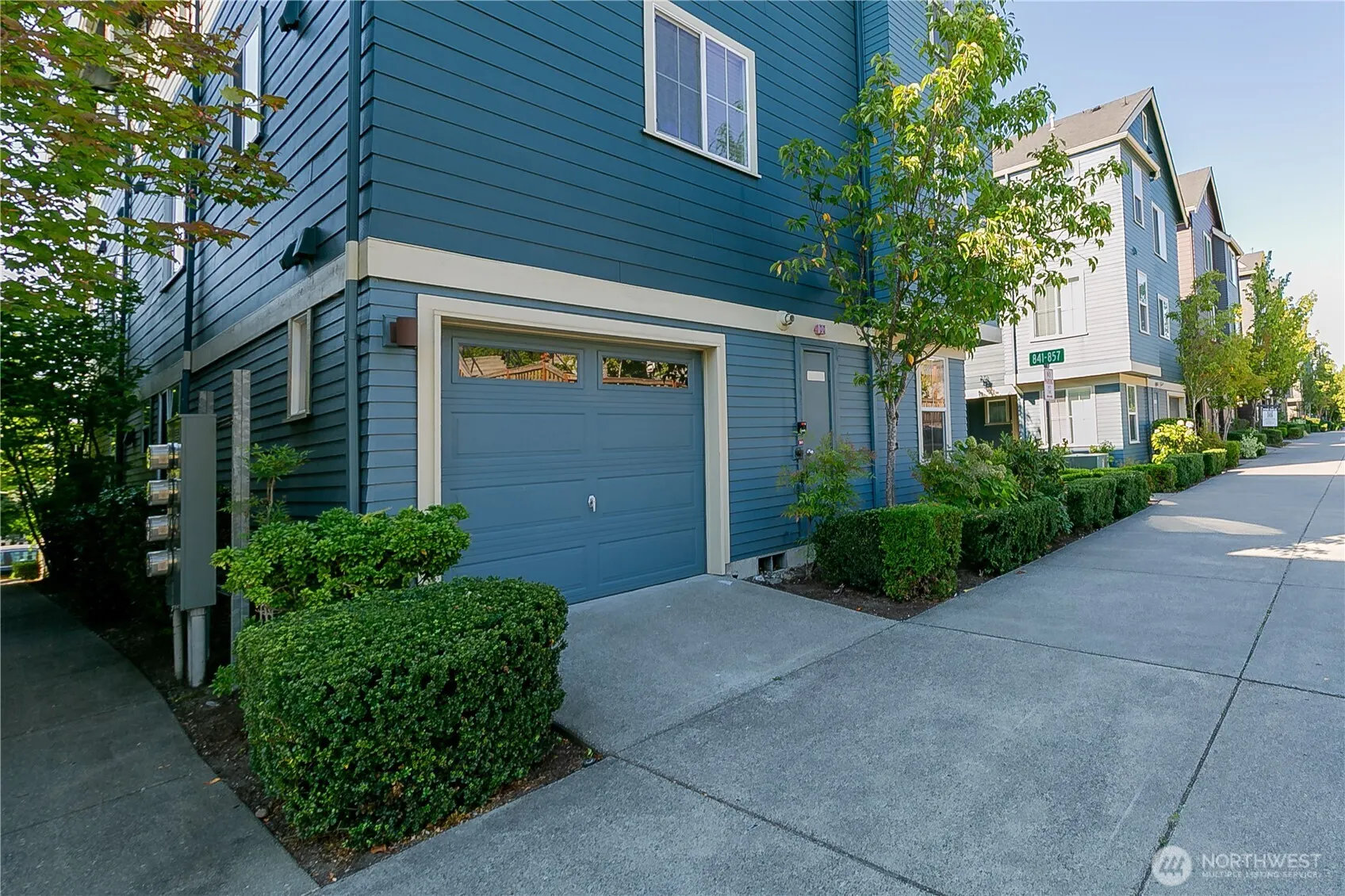 841 5th Place NE, Issaquah, WA 98029