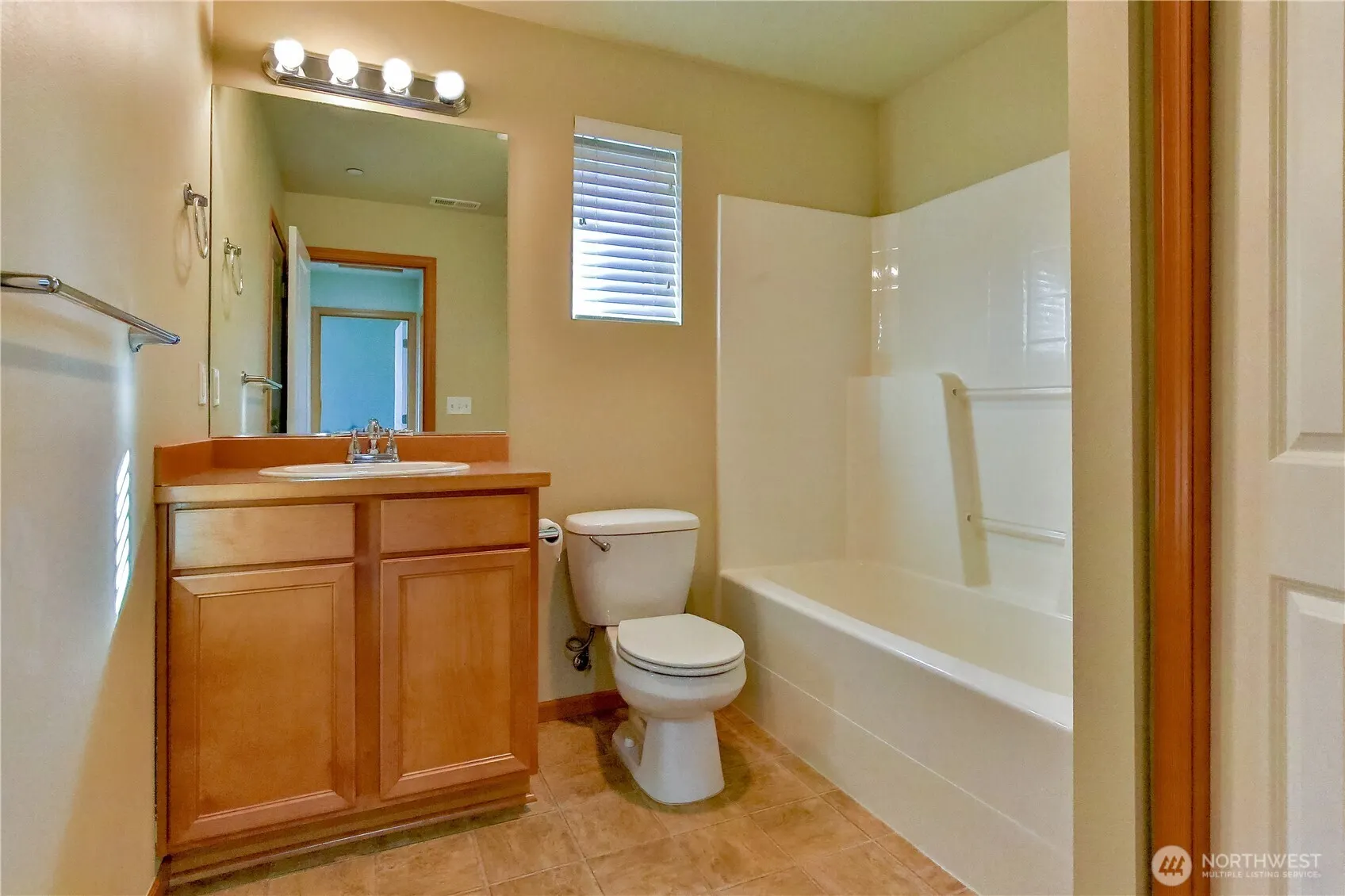 841 5th Place NE, Issaquah, WA 98029
