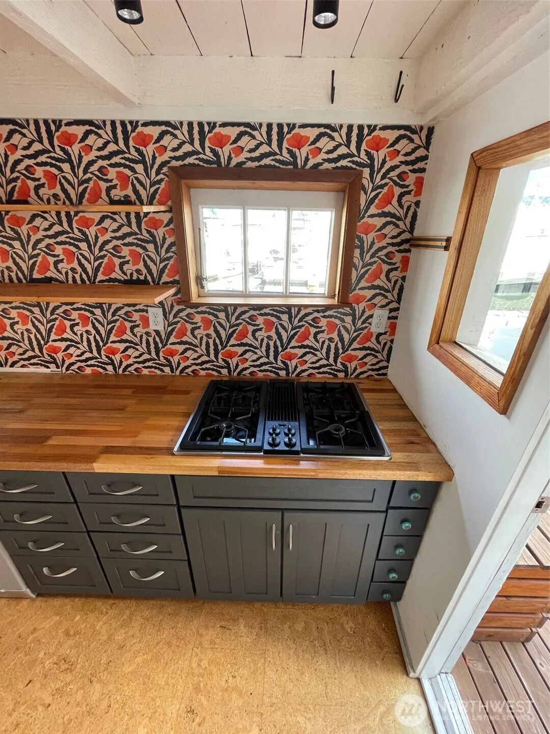 2040 Westlake Avenue N #1B, Seattle, WA 98109