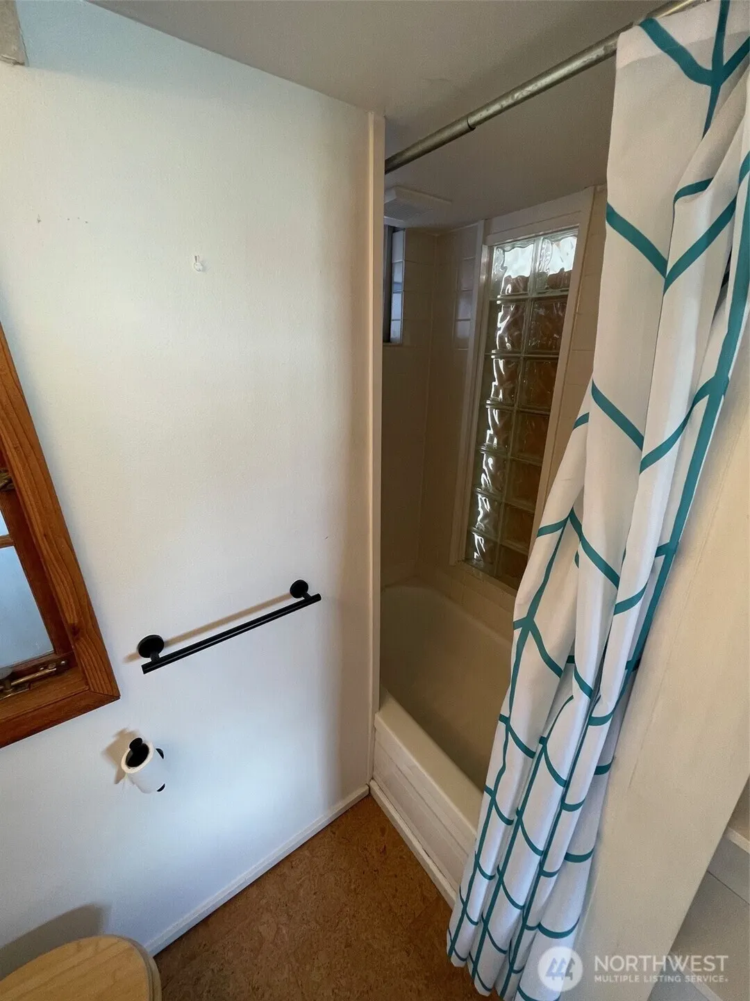 2040 Westlake Avenue N #1B, Seattle, WA 98109