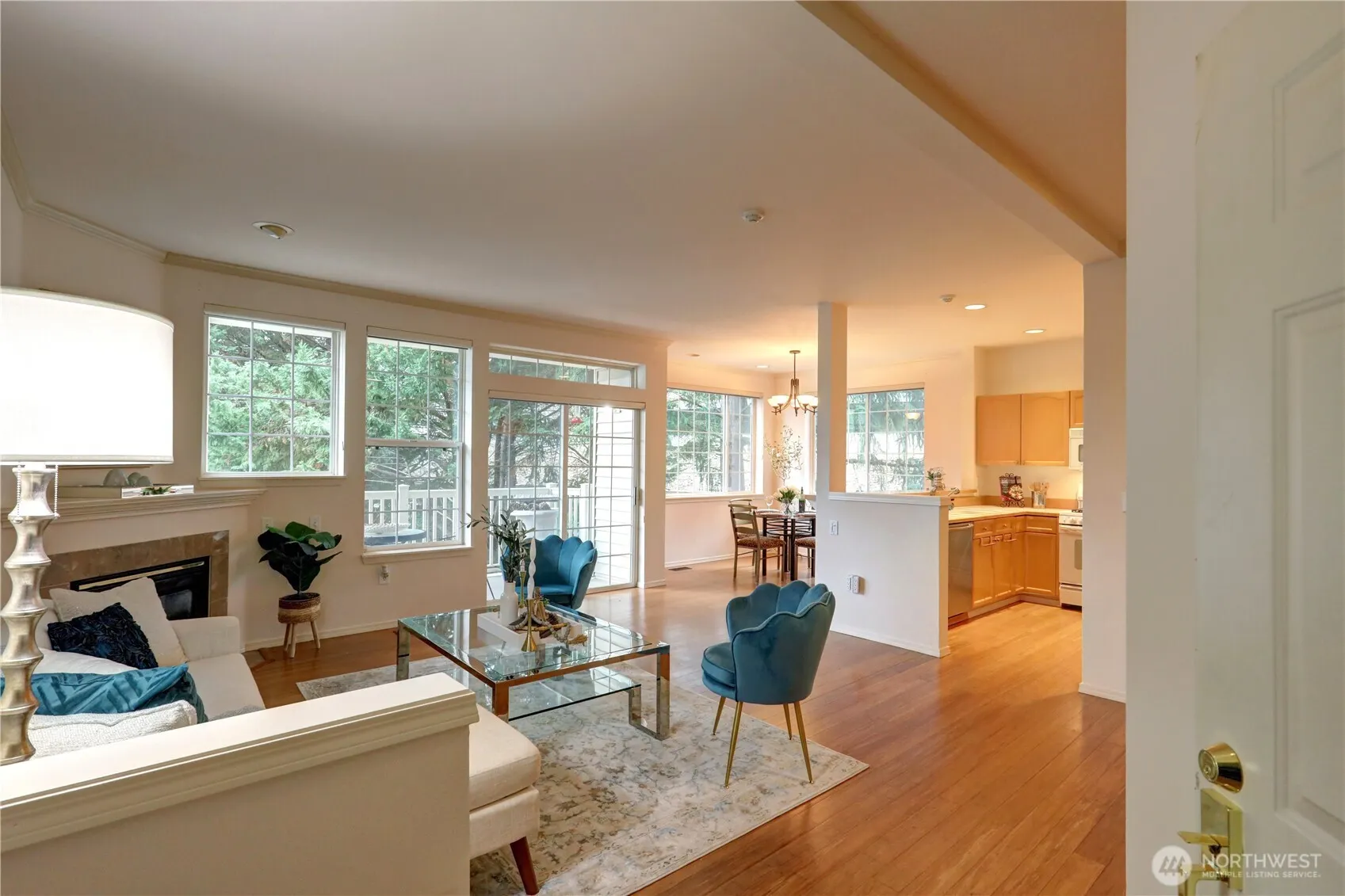 18654 NE 56th Court #18654, Redmond, WA 98052