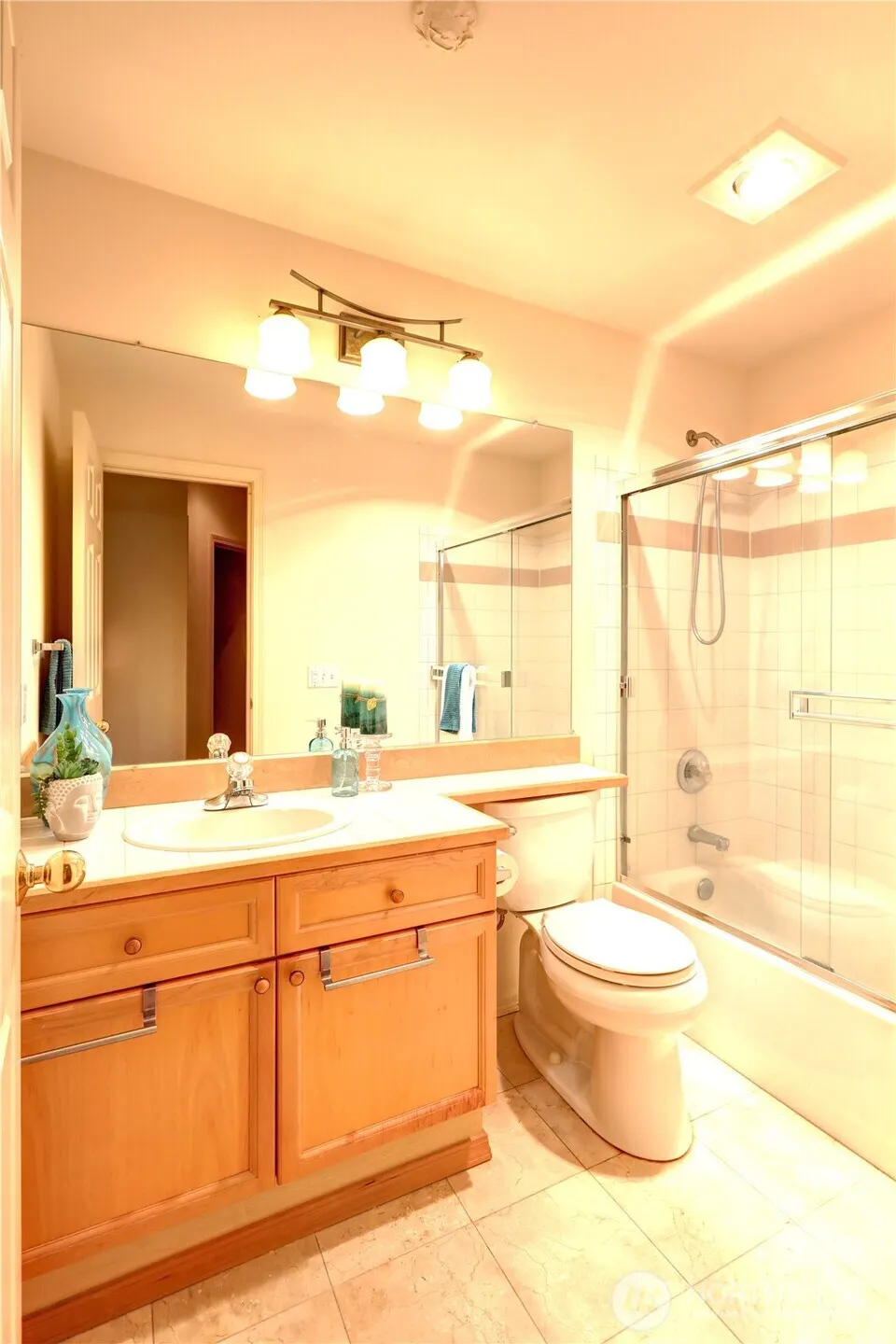 18654 NE 56th Court #18654, Redmond, WA 98052