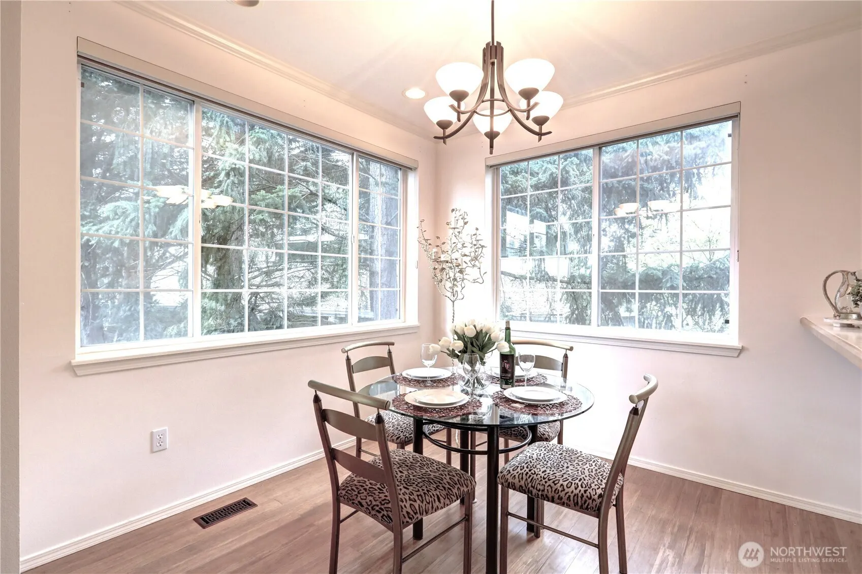 18654 NE 56th Court #18654, Redmond, WA 98052