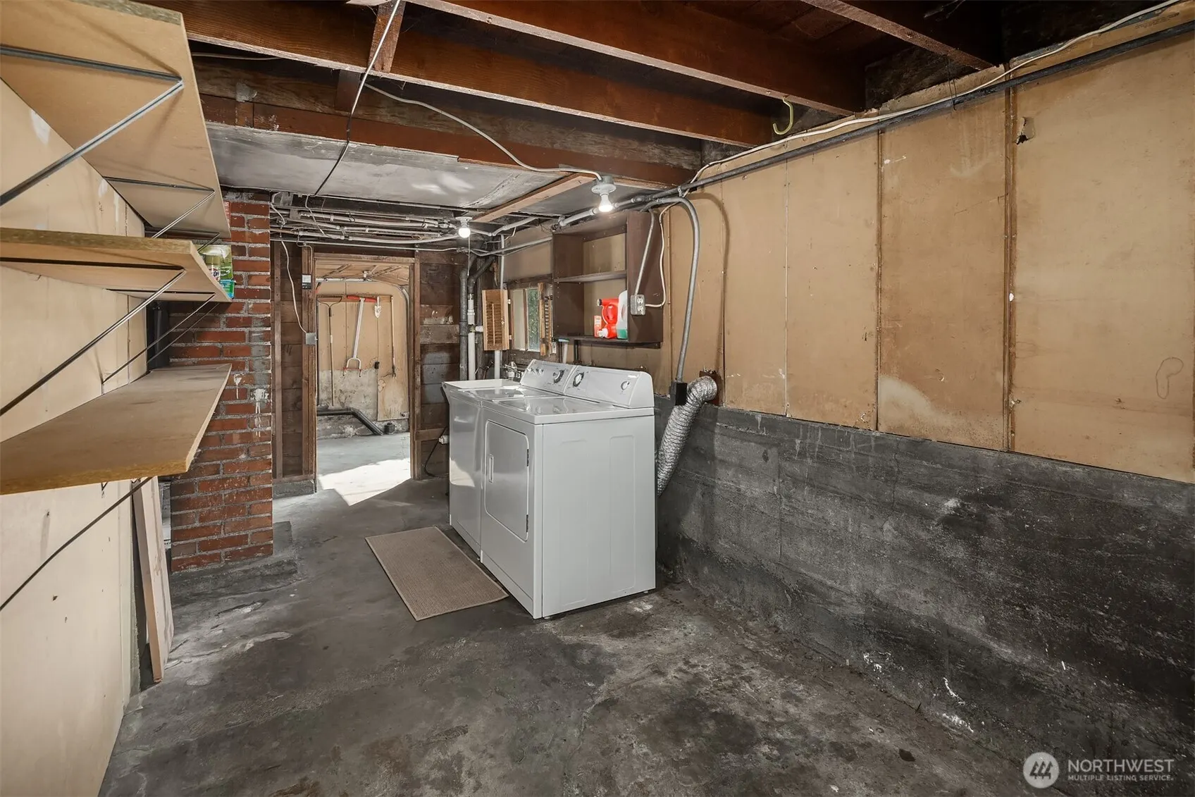 8266 4th Avenue NE, Seattle, WA 98115-4022