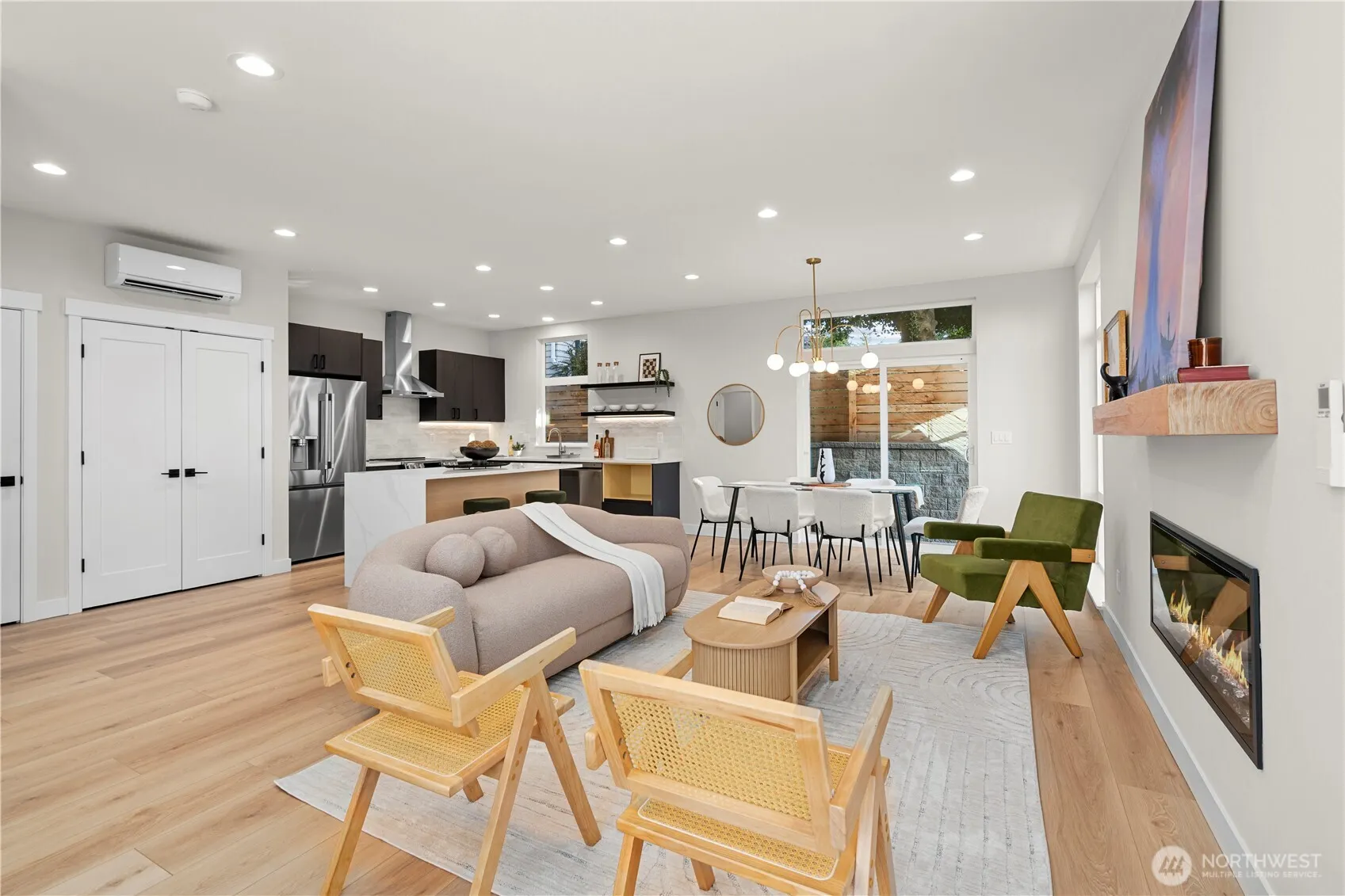 9228 22nd Avenue SW, Seattle, WA 98106