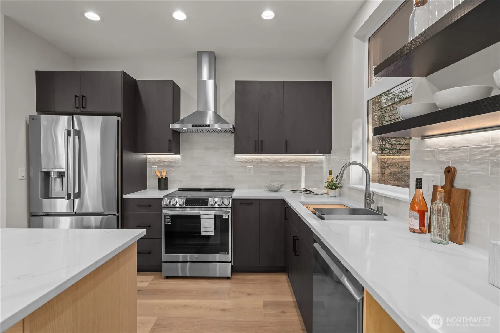 9228 22nd Avenue SW, Seattle, WA 98106