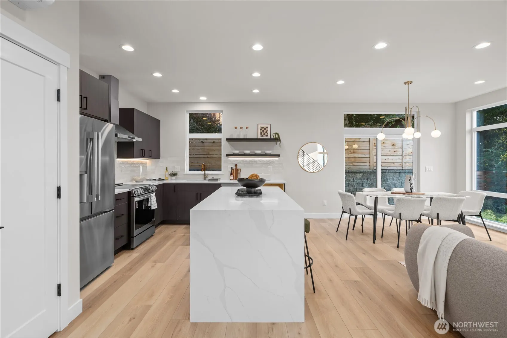 9228 22nd Avenue SW, Seattle, WA 98106