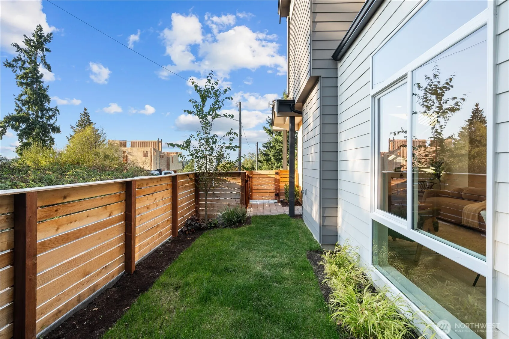 9228 22nd Avenue SW, Seattle, WA 98106