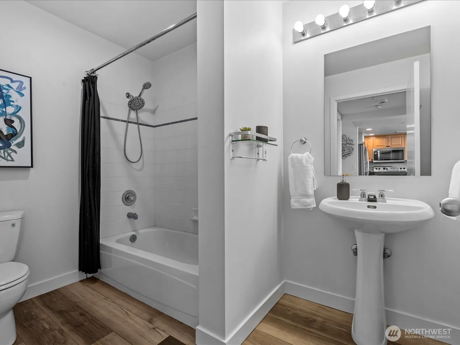 2414 1st Avenue #710, Seattle, WA 98121
