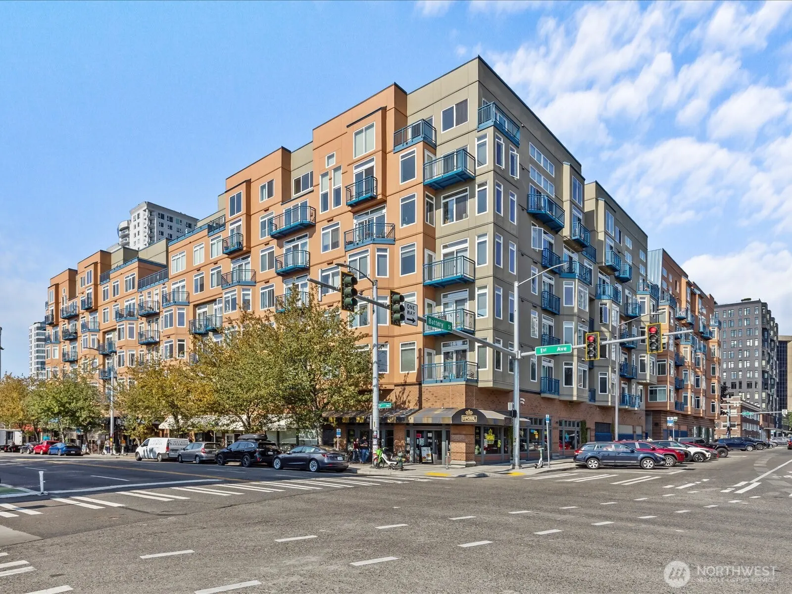 2414 1st Avenue #710, Seattle, WA 98121