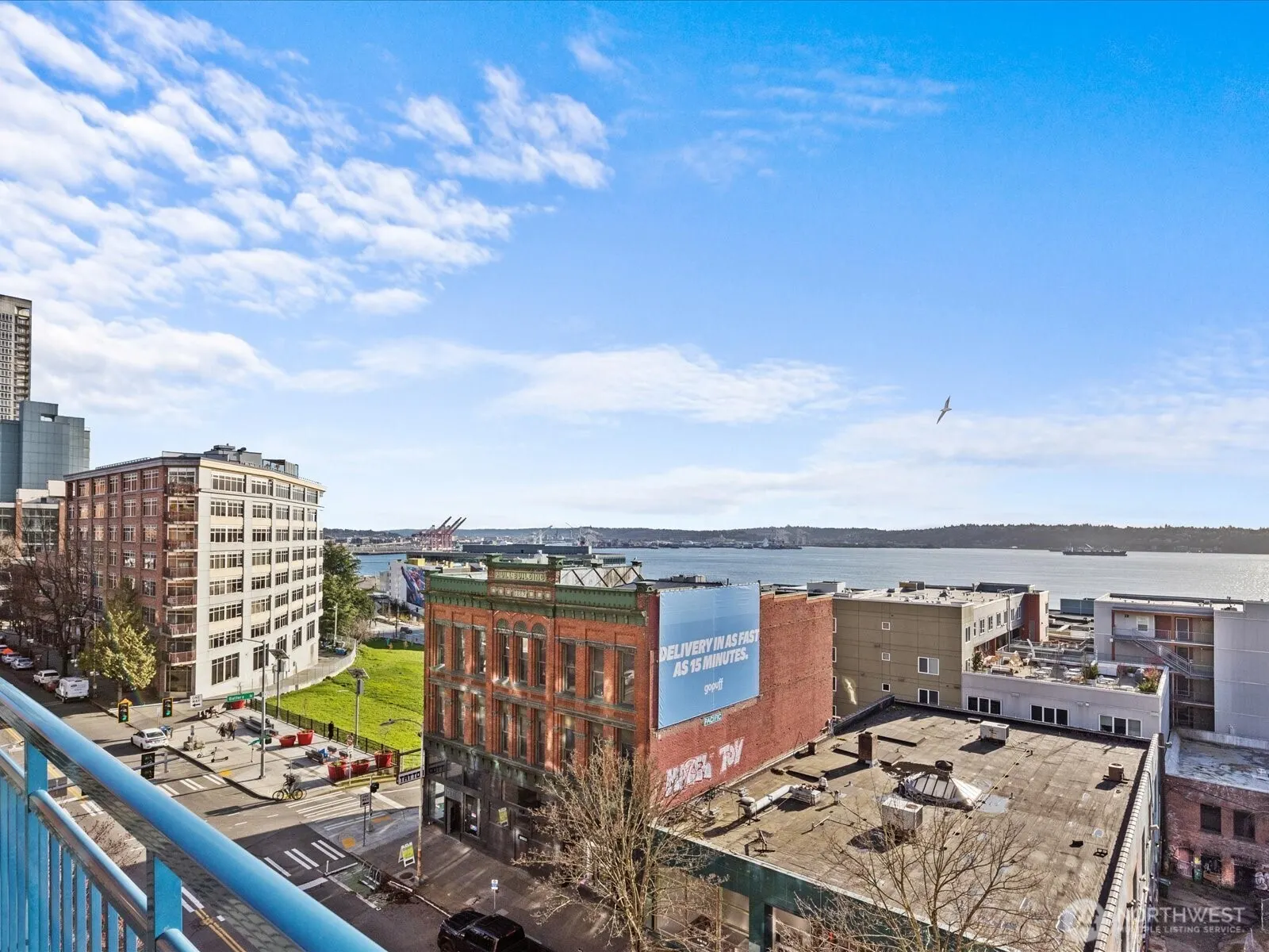 2414 1st Avenue #710, Seattle, WA 98121