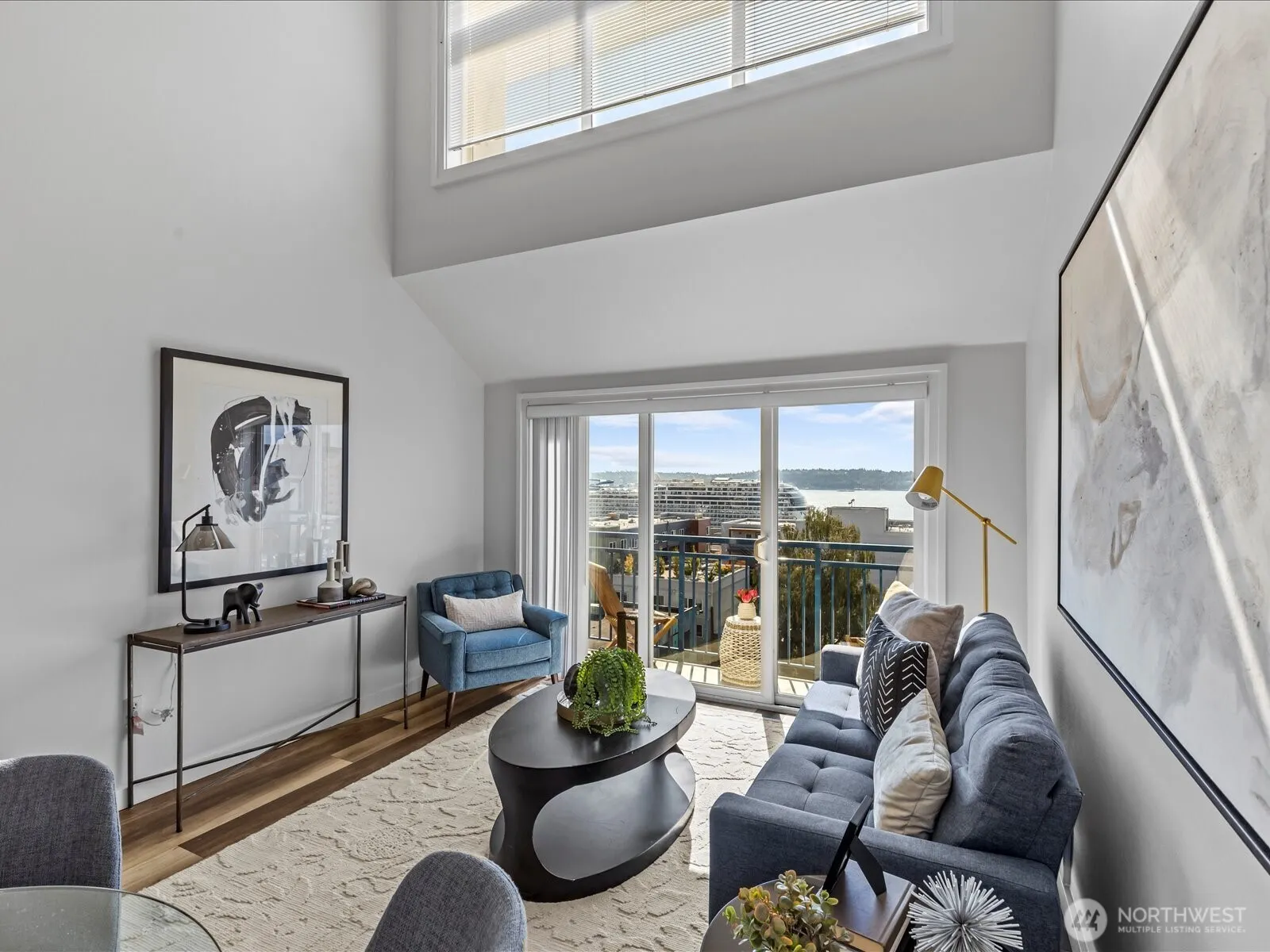 2414 1st Avenue #710, Seattle, WA 98121