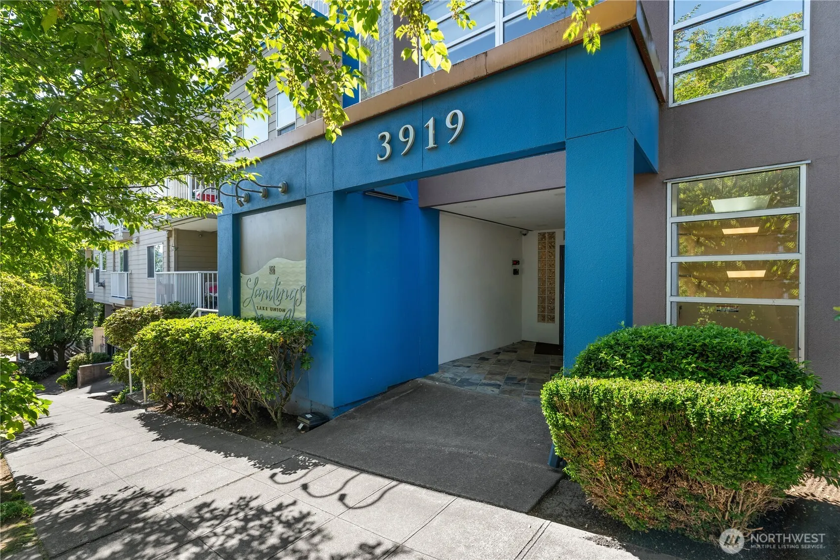3919 Latona Avenue NE #305, Seattle, WA 98105
