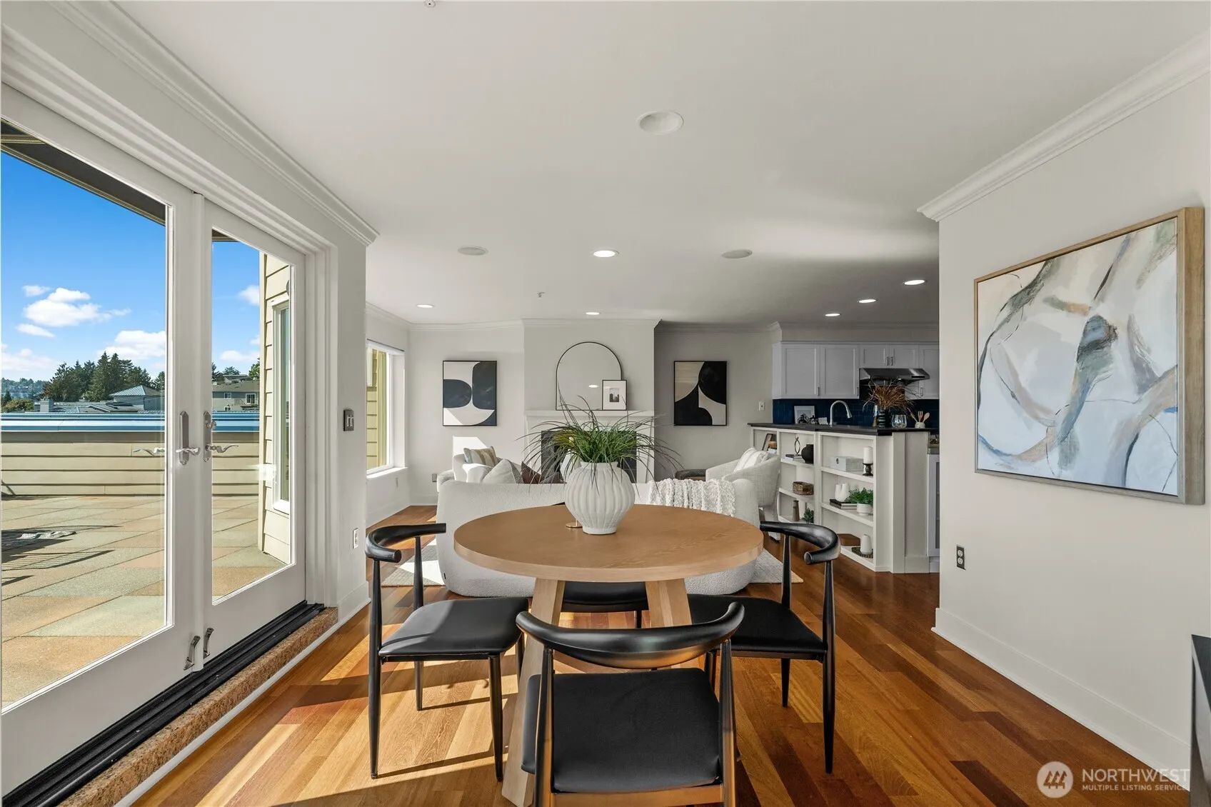 3919 Latona Avenue NE #305, Seattle, WA 98105