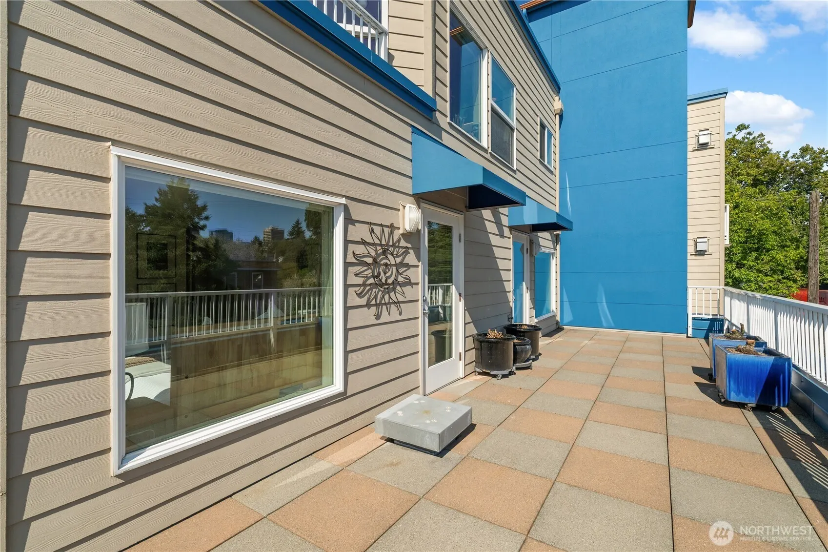 3919 Latona Avenue NE #305, Seattle, WA 98105