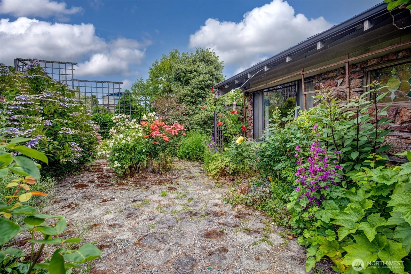 9733 Arrowsmith Avenue S, Seattle, WA 98118