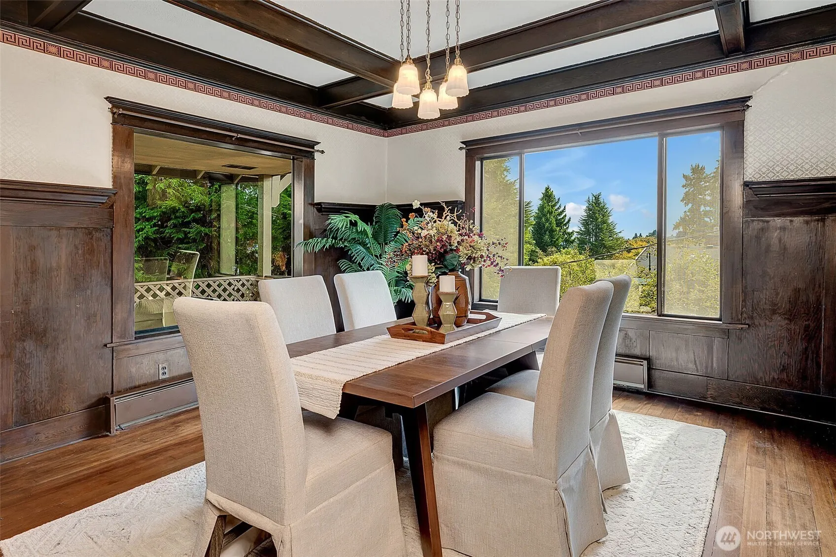 9733 Arrowsmith Avenue S, Seattle, WA 98118