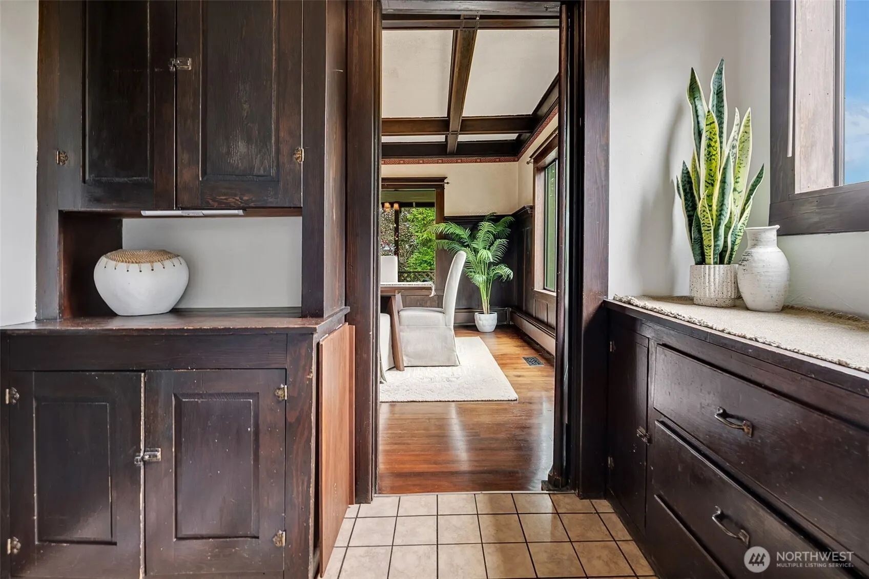 9733 Arrowsmith Avenue S, Seattle, WA 98118