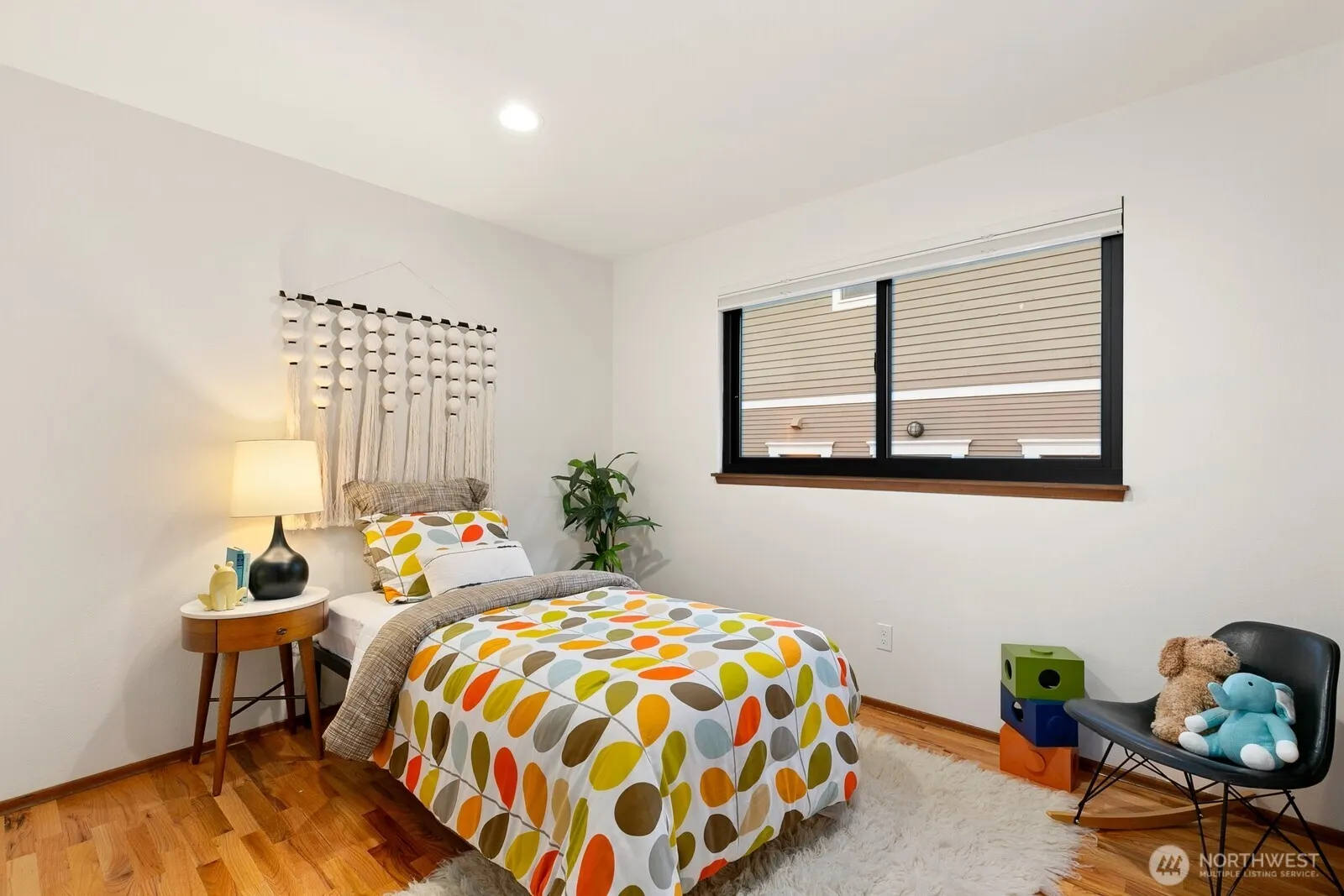 3455 35th Ave W , Seattle, WA 98199
