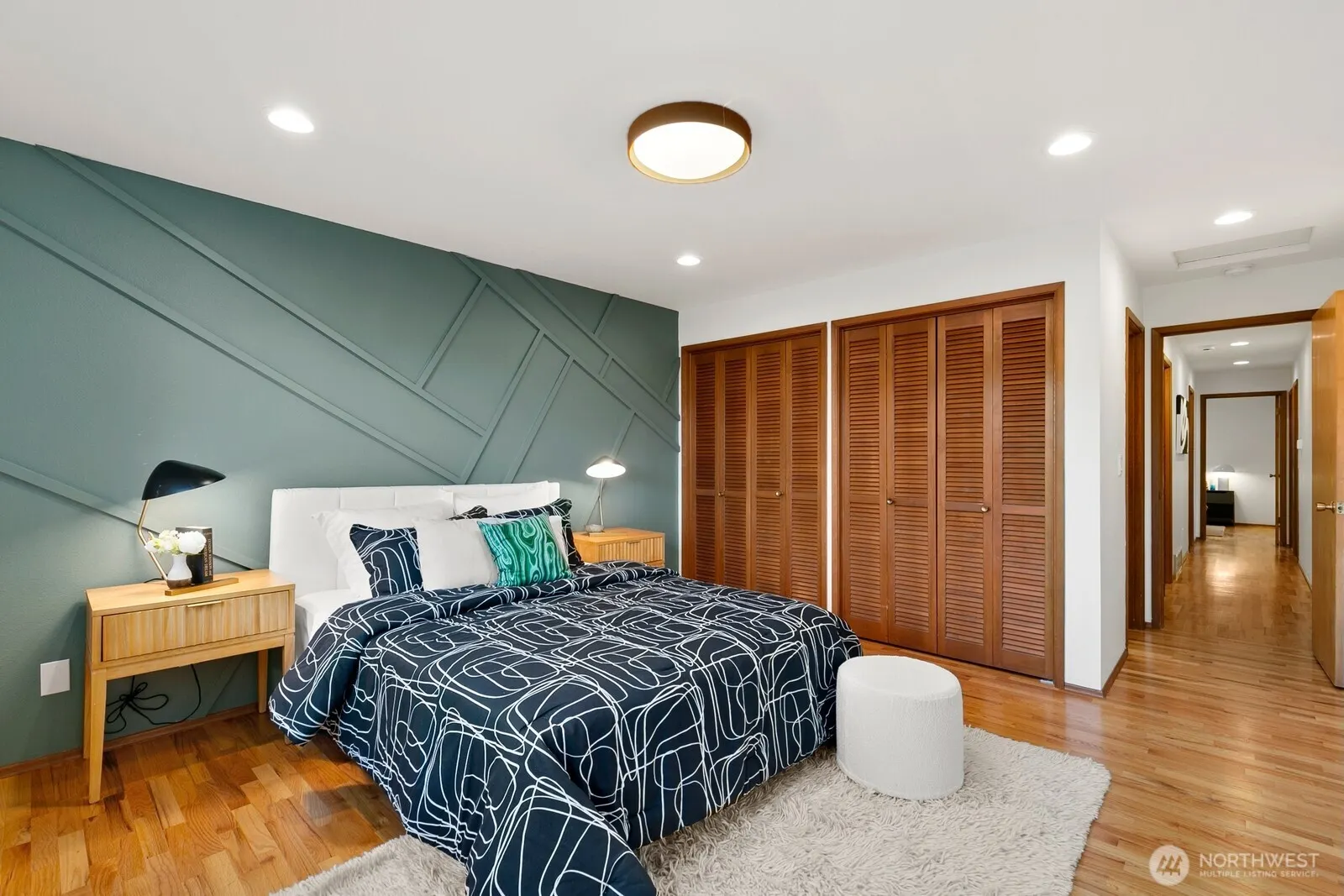3455 35th Ave W , Seattle, WA 98199