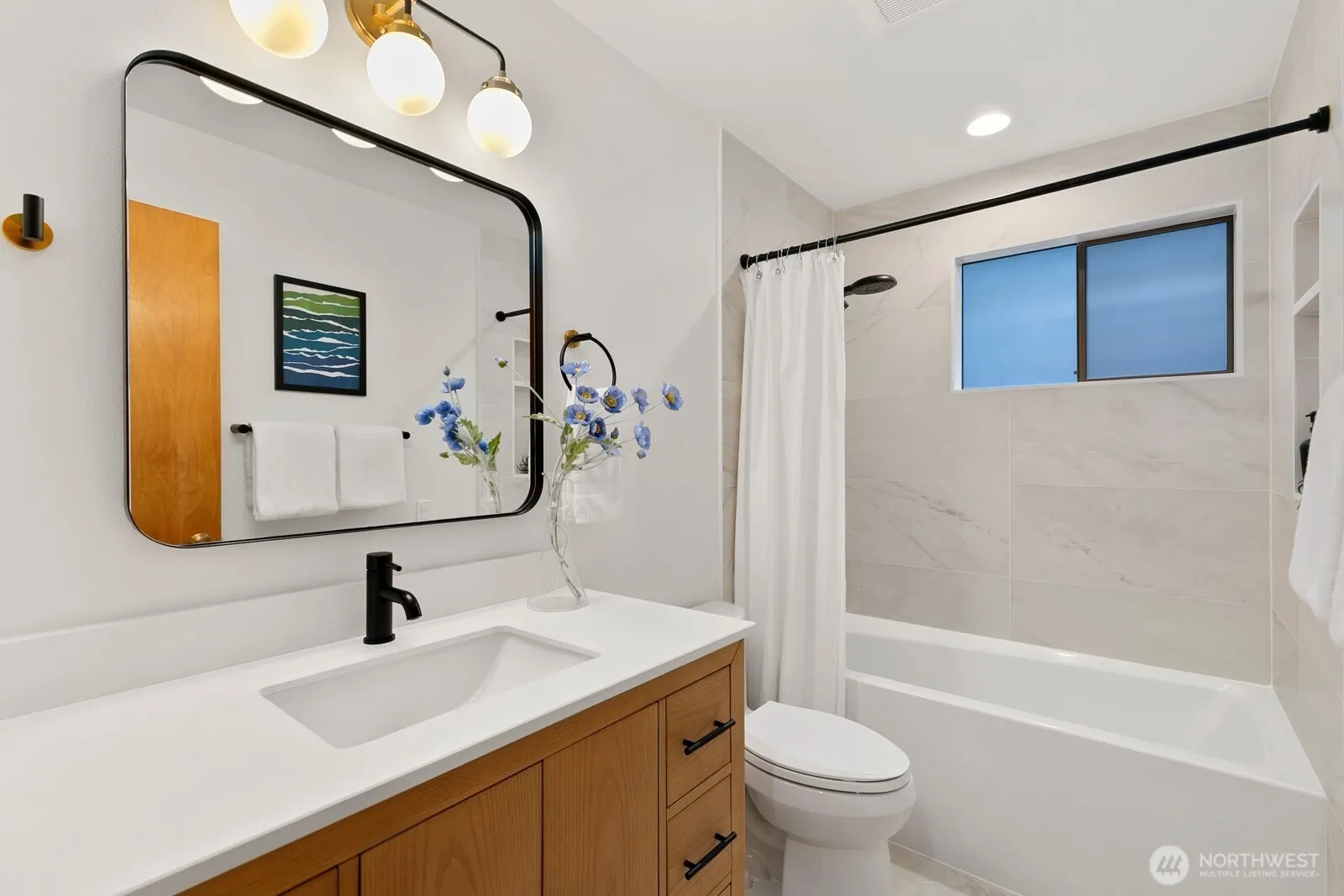3455 35th Ave W , Seattle, WA 98199