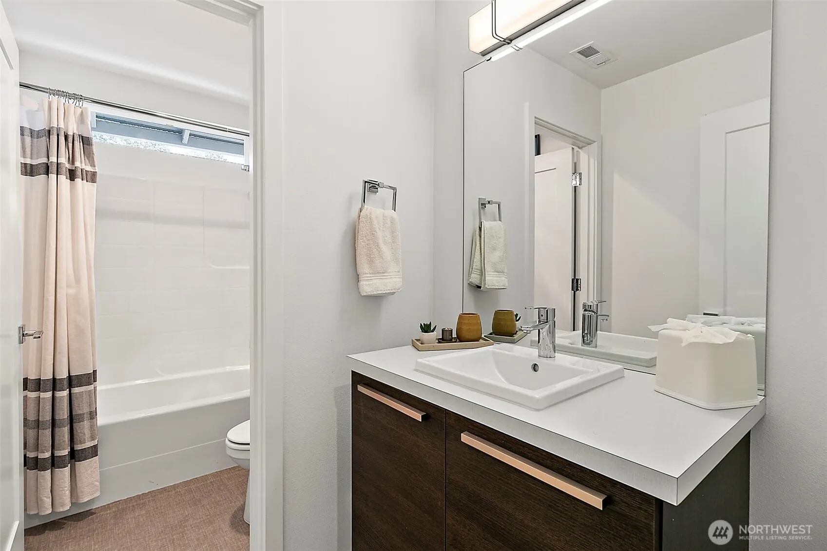 3410 SE 18th Street , Renton, WA 98058-3901