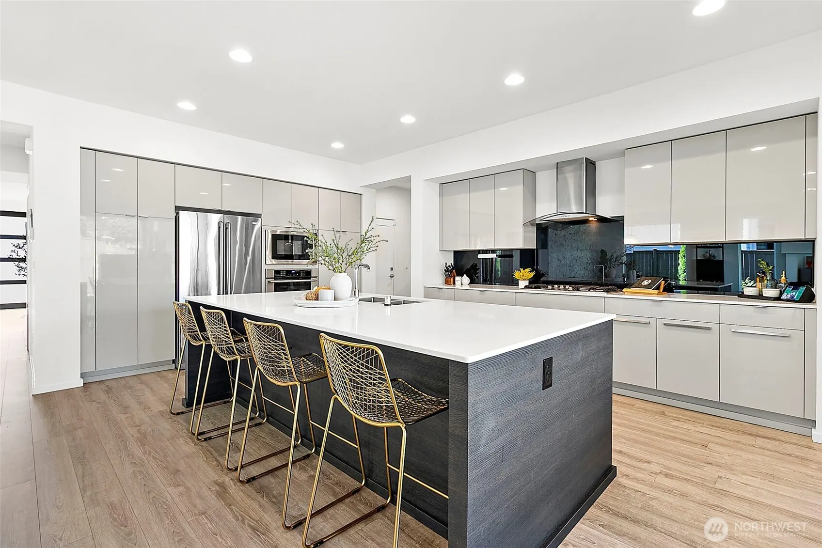 3410 SE 18th Street , Renton, WA 98058-3901