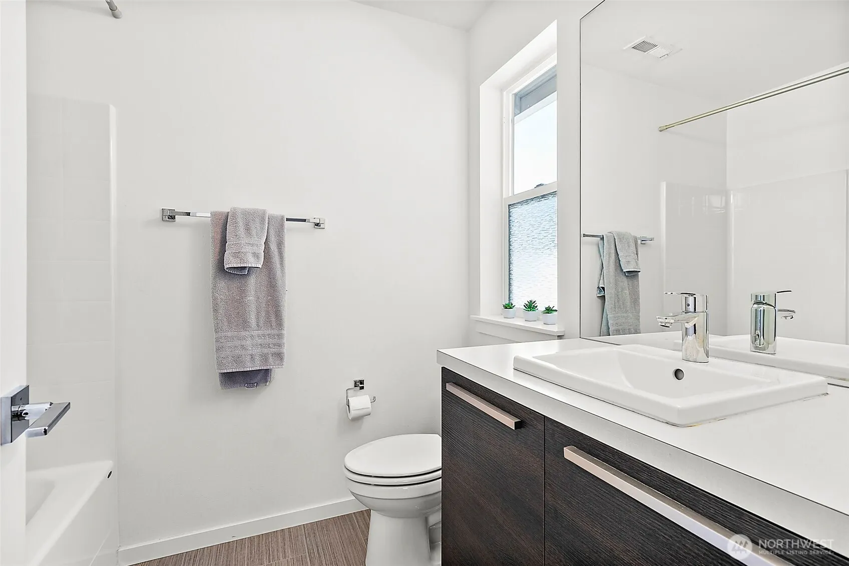 3410 SE 18th Street , Renton, WA 98058-3901