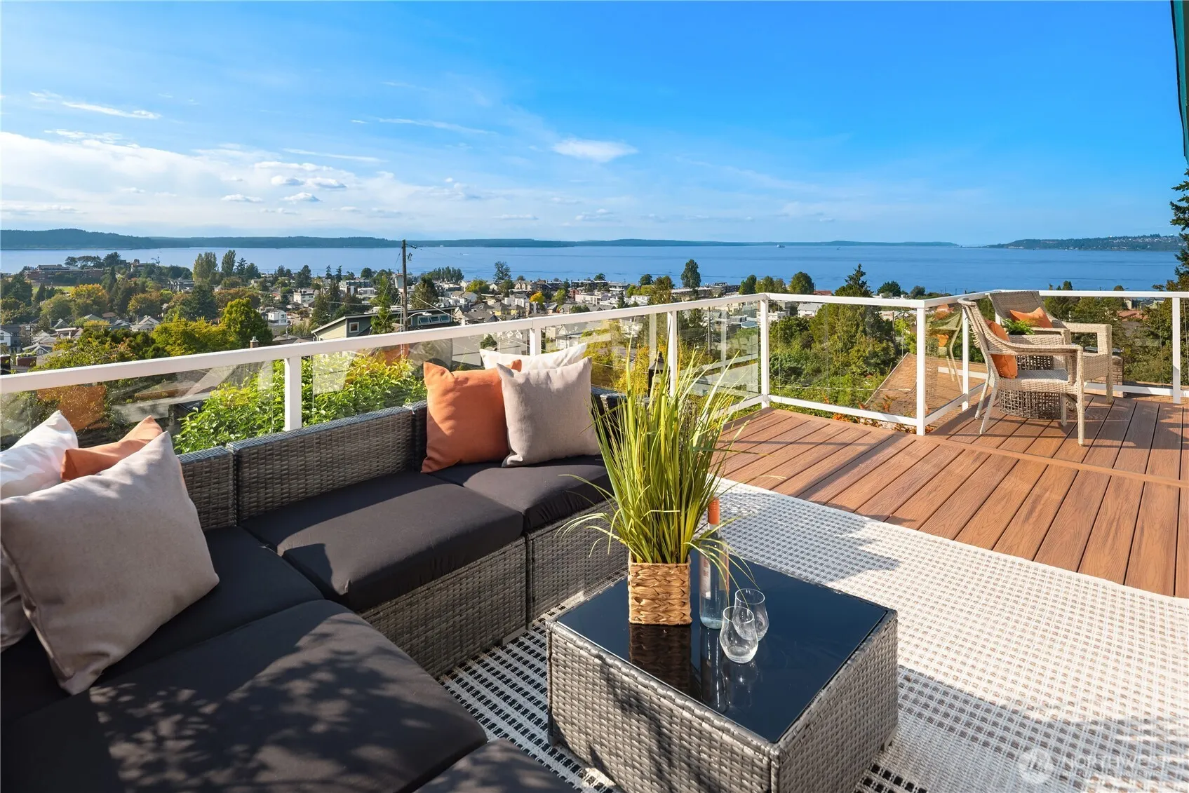3326 58th Avenue SW, Seattle, WA 98116