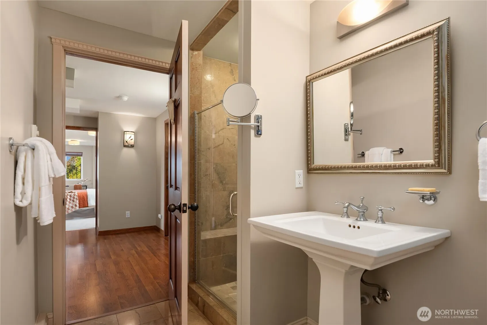 3326 58th Avenue SW, Seattle, WA 98116