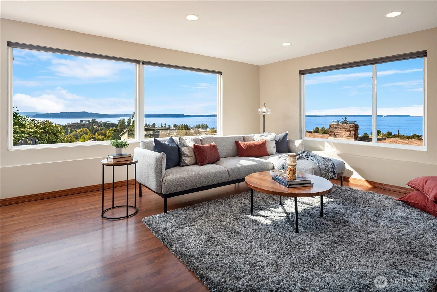 3326 58th Avenue SW, Seattle, WA 98116