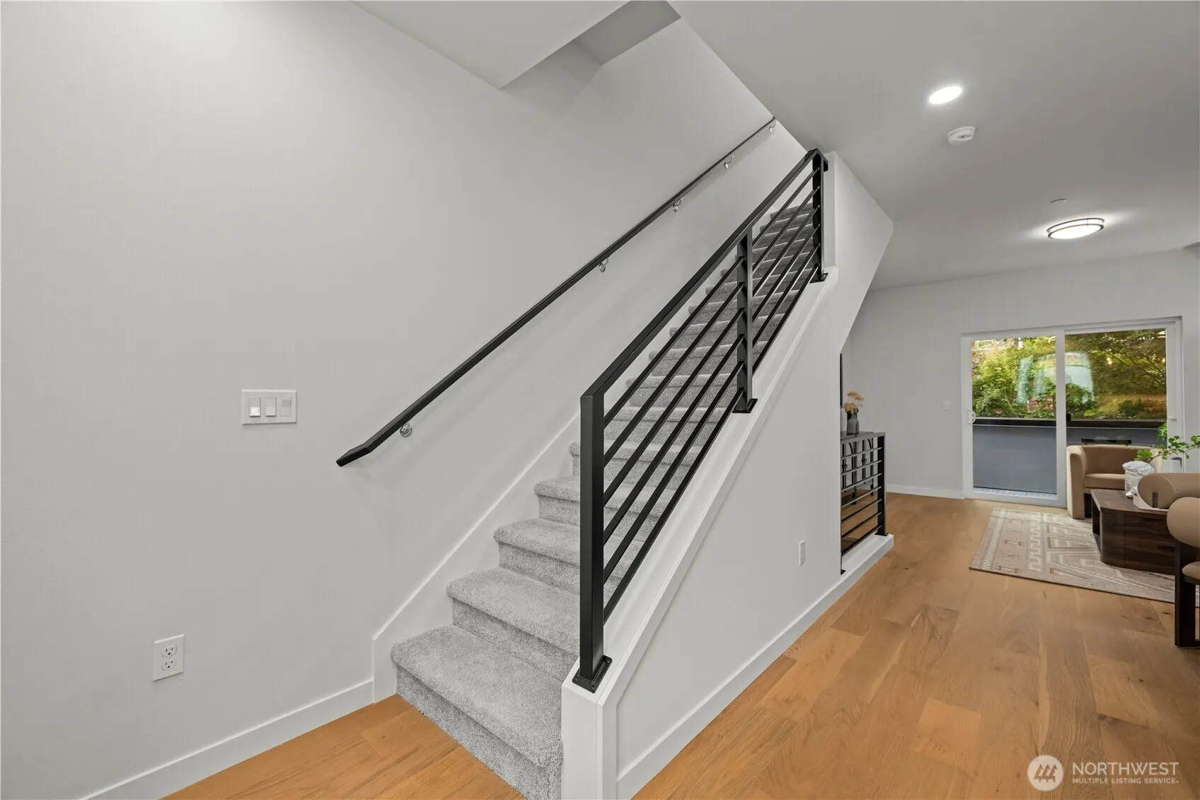 105 D NW 39th Street , Seattle, WA 98107