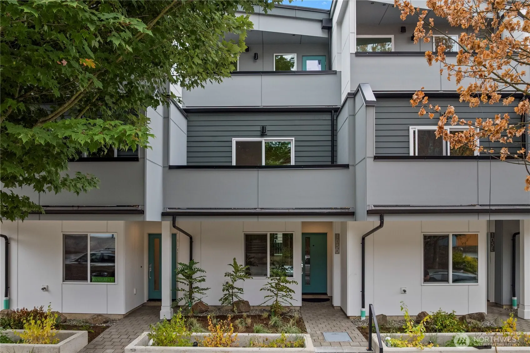 105 D NW 39th Street , Seattle, WA 98107