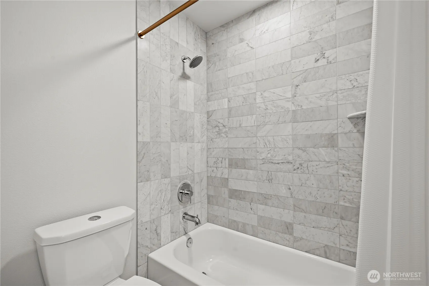 105 D NW 39th Street , Seattle, WA 98107