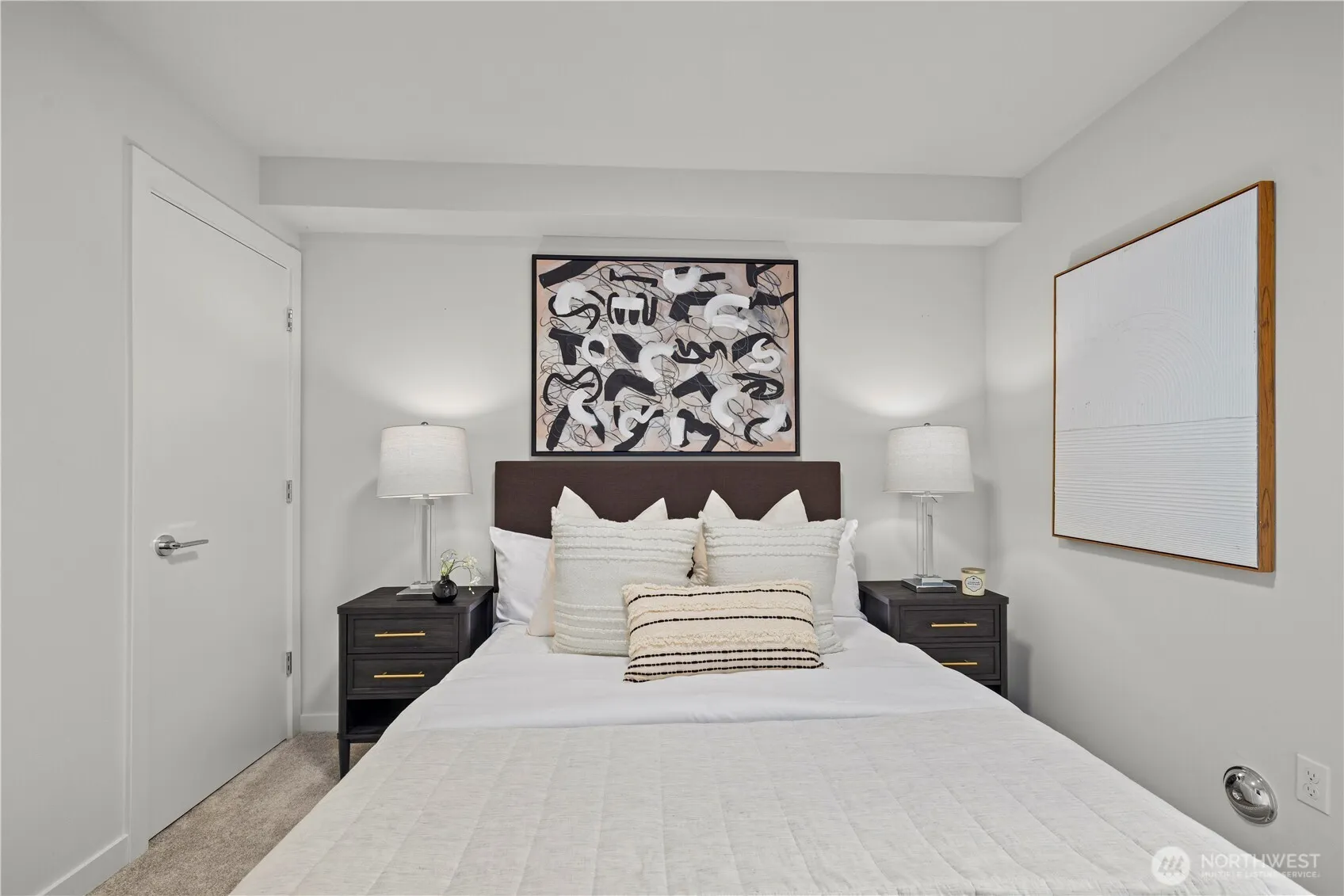 105 D NW 39th Street , Seattle, WA 98107