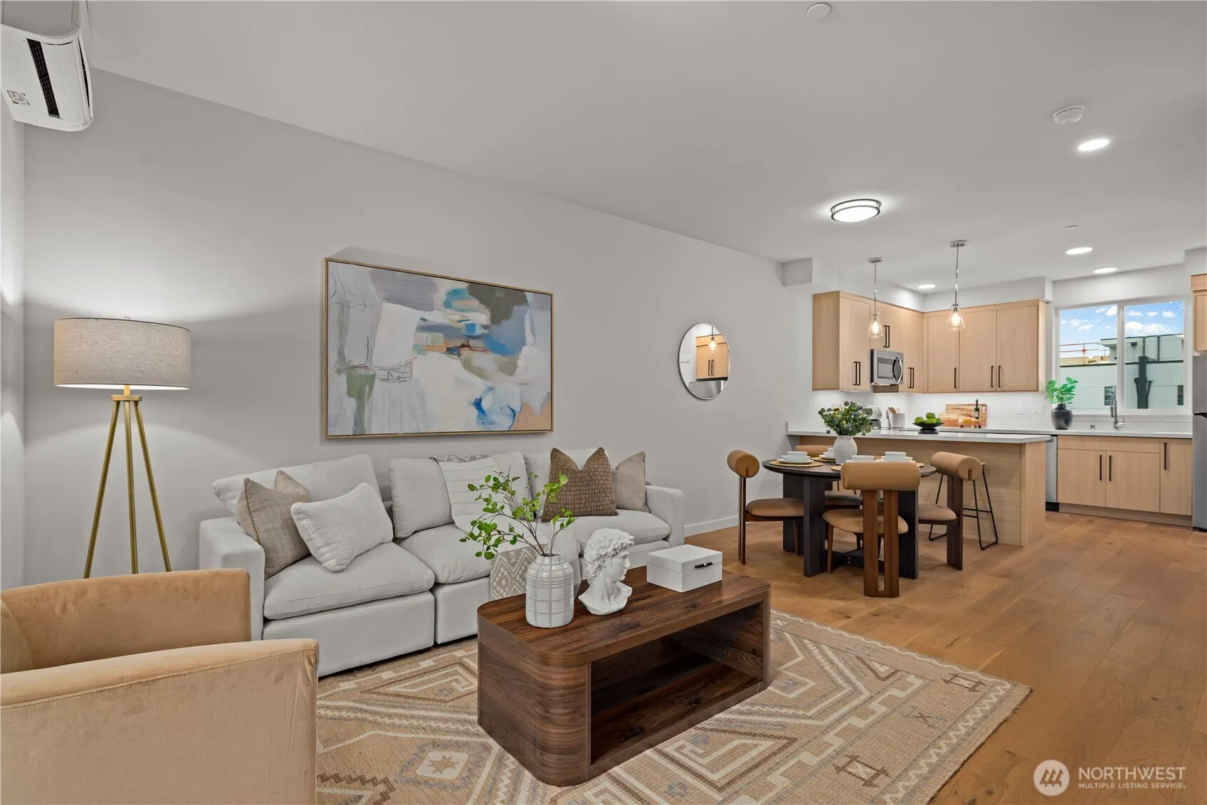 105 D NW 39th Street , Seattle, WA 98107