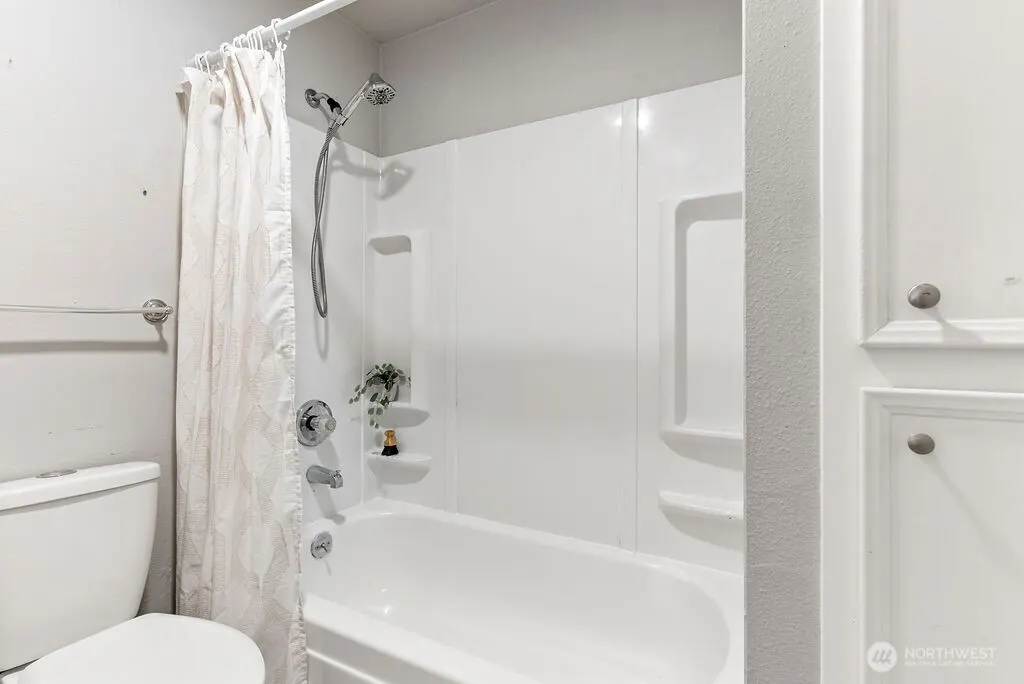 1810 Maple Lane #M78, Kent, WA 98030