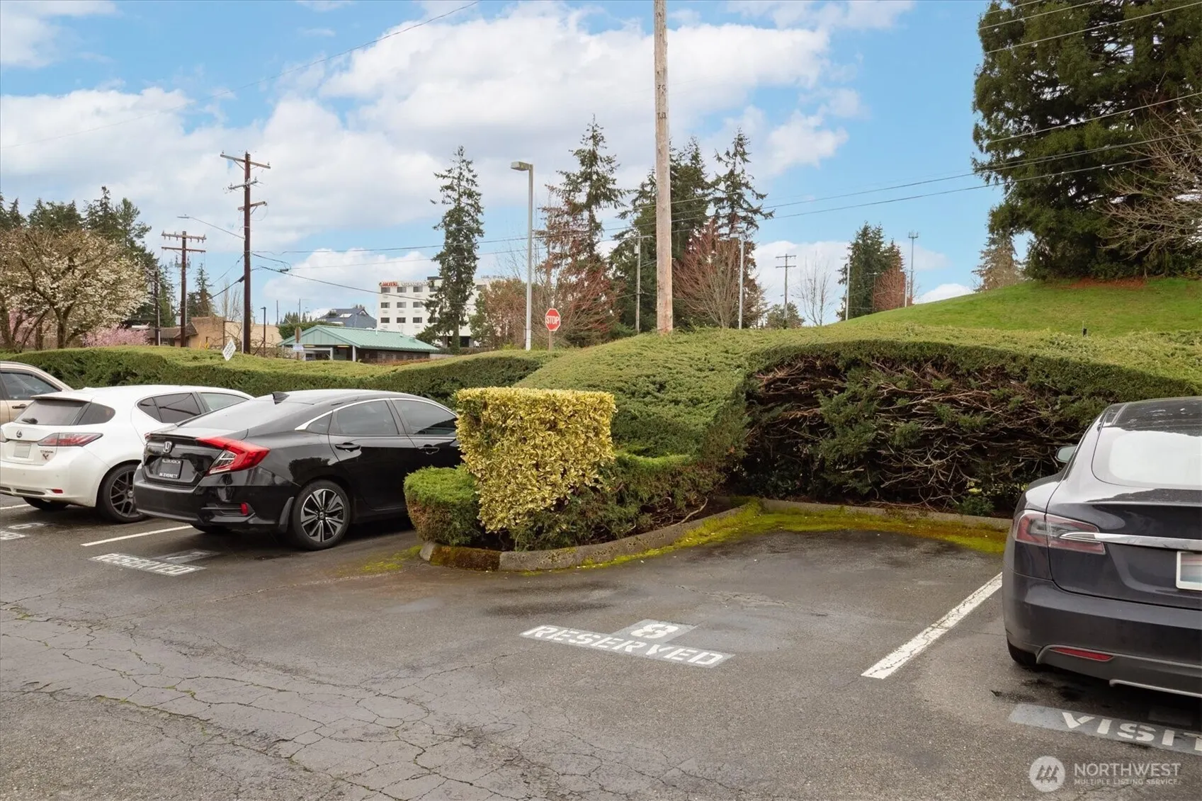 19411 56th Avenue W #321, Lynnwood, WA 98036