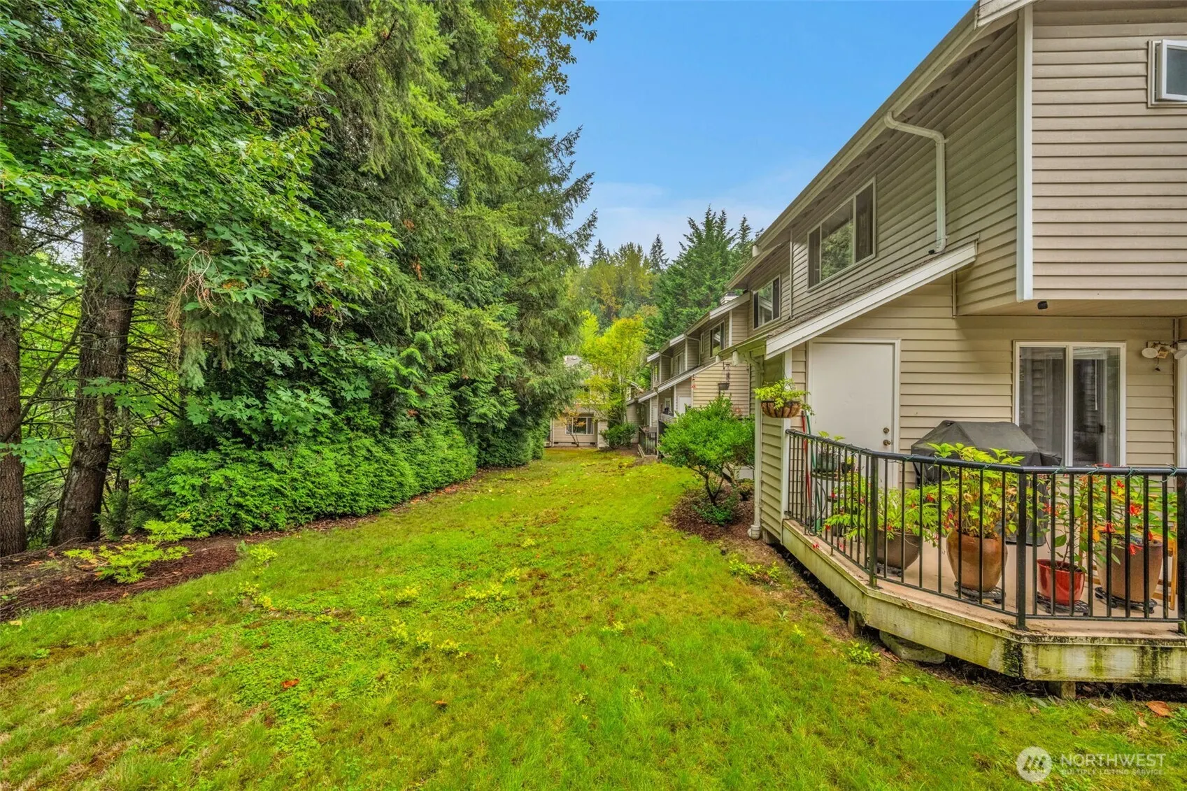 2300 Jefferson Avenue NE #B105, Renton, WA 98056