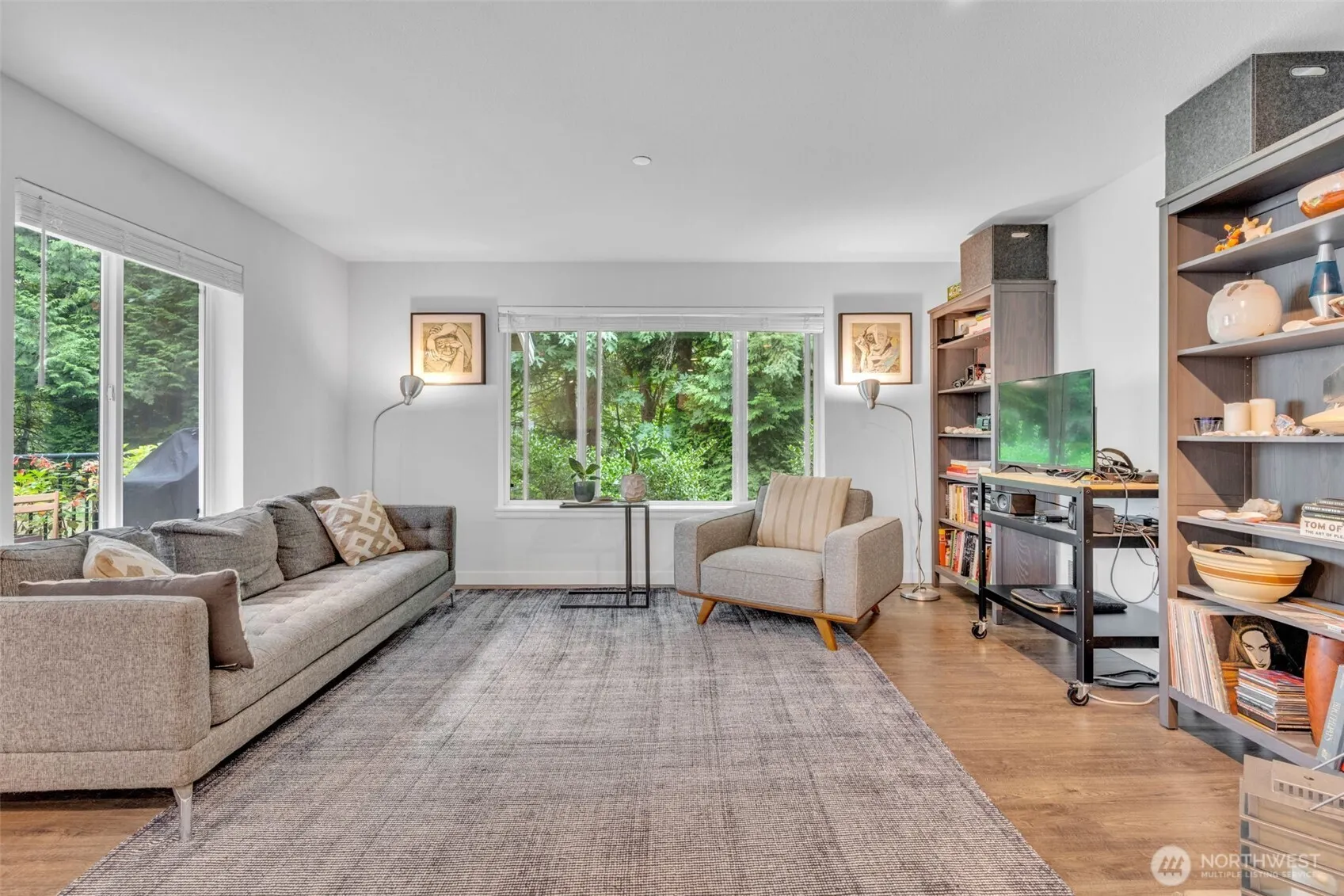 2300 Jefferson Avenue NE #B105, Renton, WA 98056