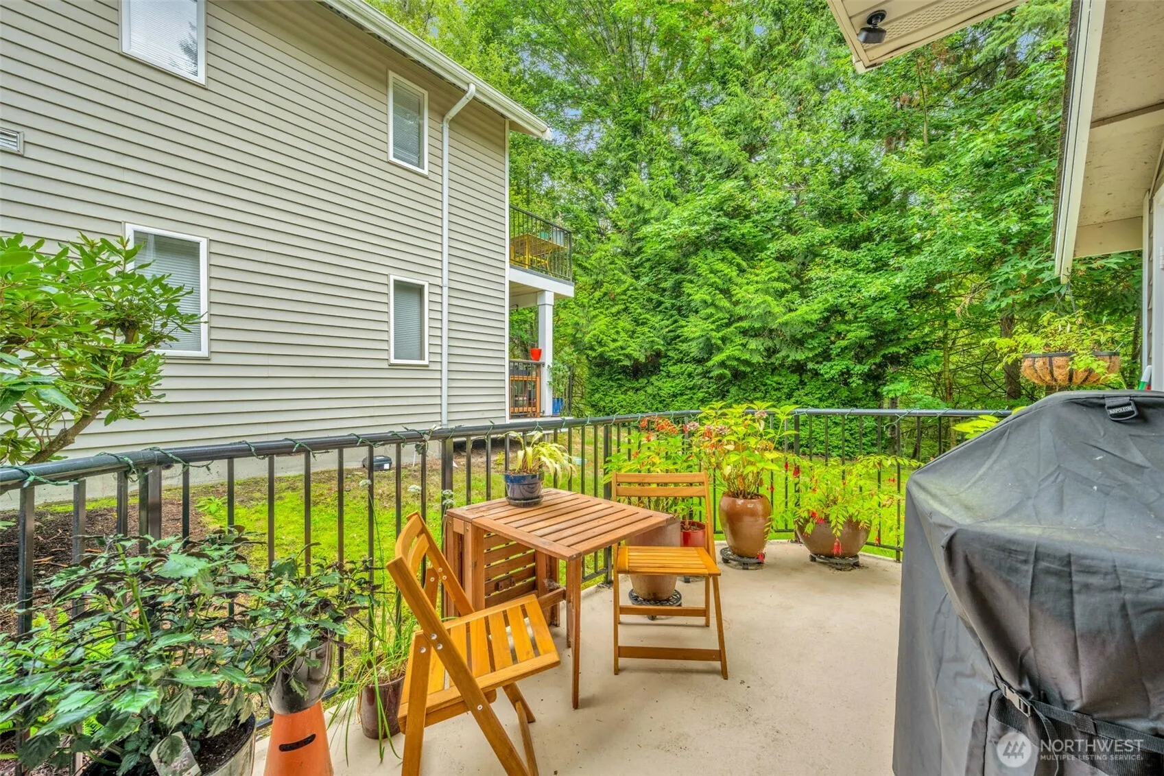 2300 Jefferson Avenue NE #B105, Renton, WA 98056