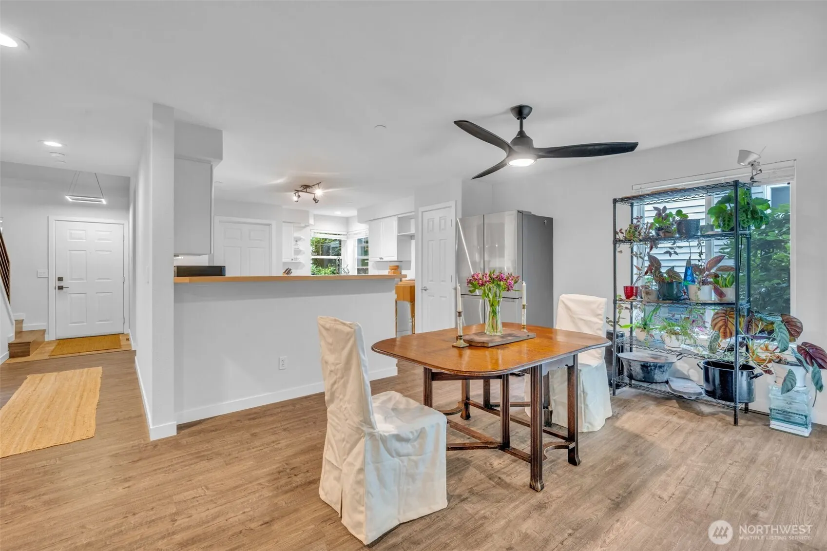 2300 Jefferson Avenue NE #B105, Renton, WA 98056