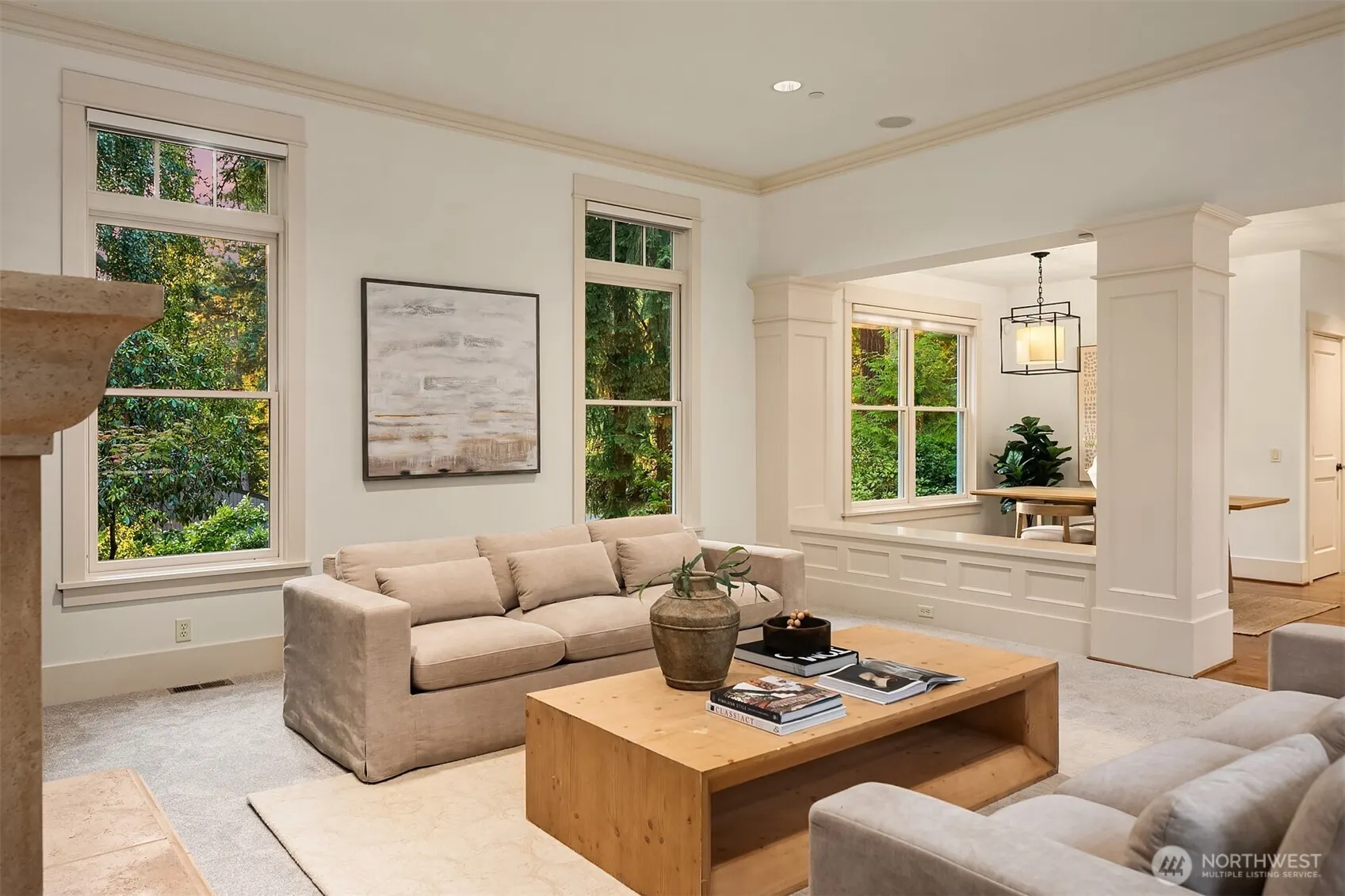 10605 SE 30th Street , Bellevue, WA 98004