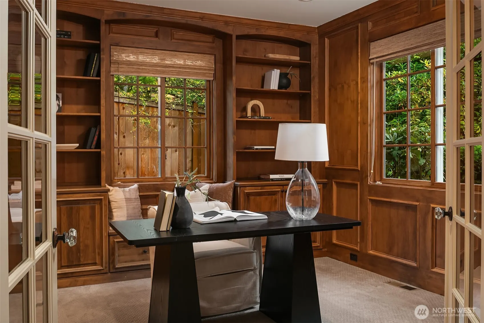 10605 SE 30th Street , Bellevue, WA 98004
