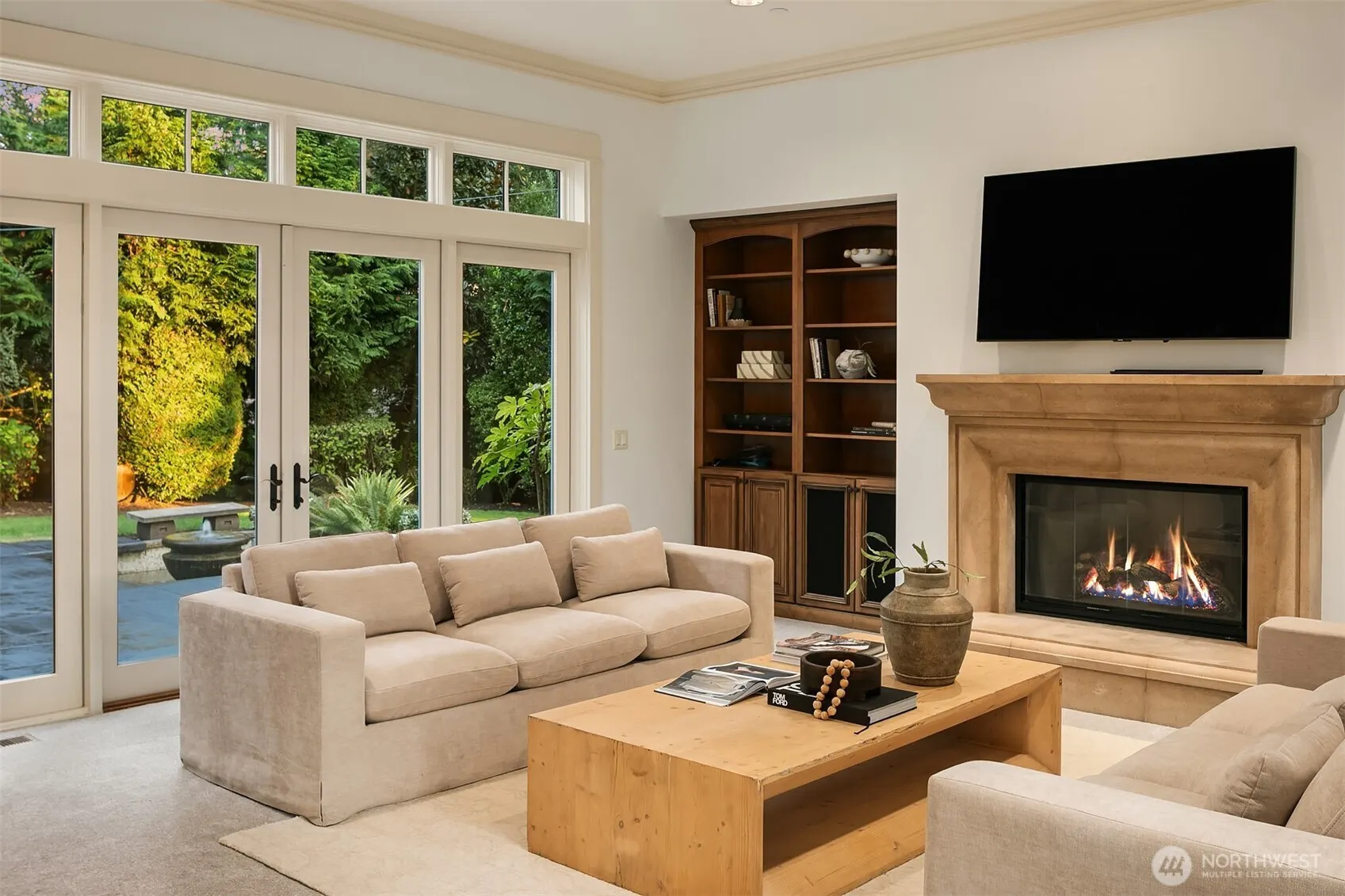 10605 SE 30th Street , Bellevue, WA 98004