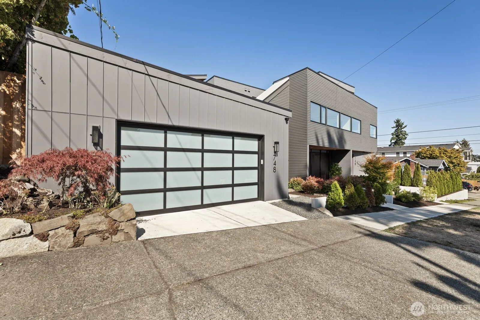 748 N 96th Street , Seattle, WA 98103