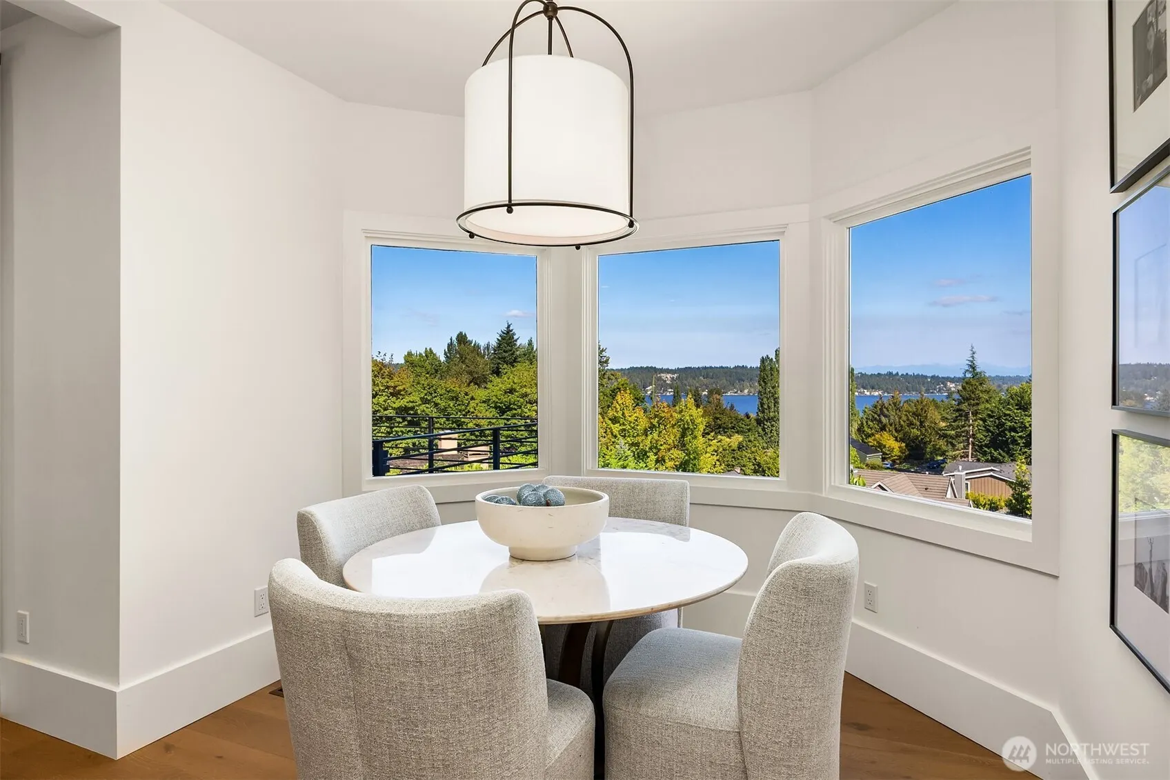 8902 45th Avenue NE, Seattle, WA 98115