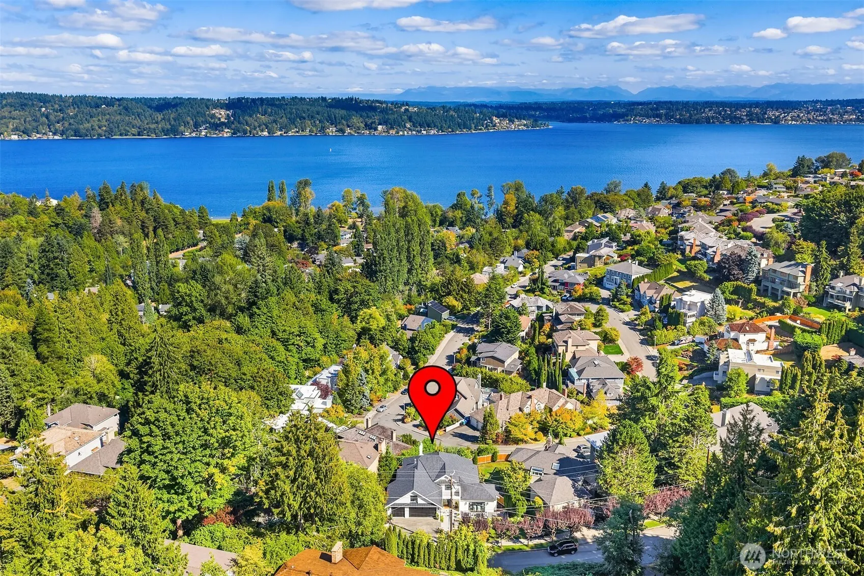 8902 45th Avenue NE, Seattle, WA 98115