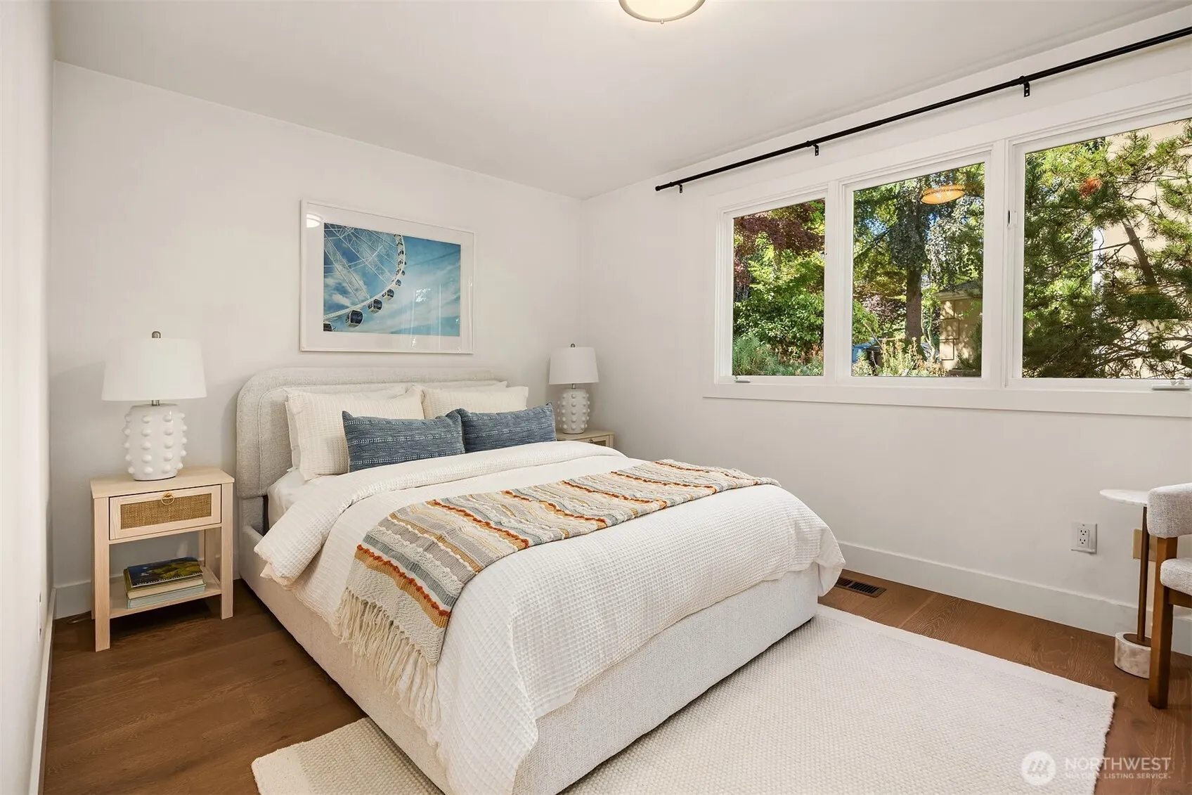 8902 45th Avenue NE, Seattle, WA 98115